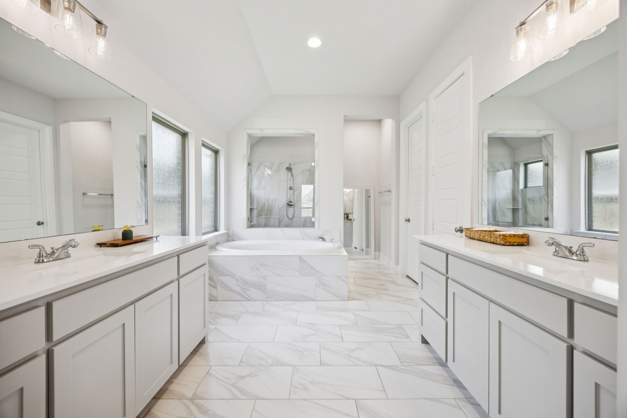 1108 Sandgate Drive