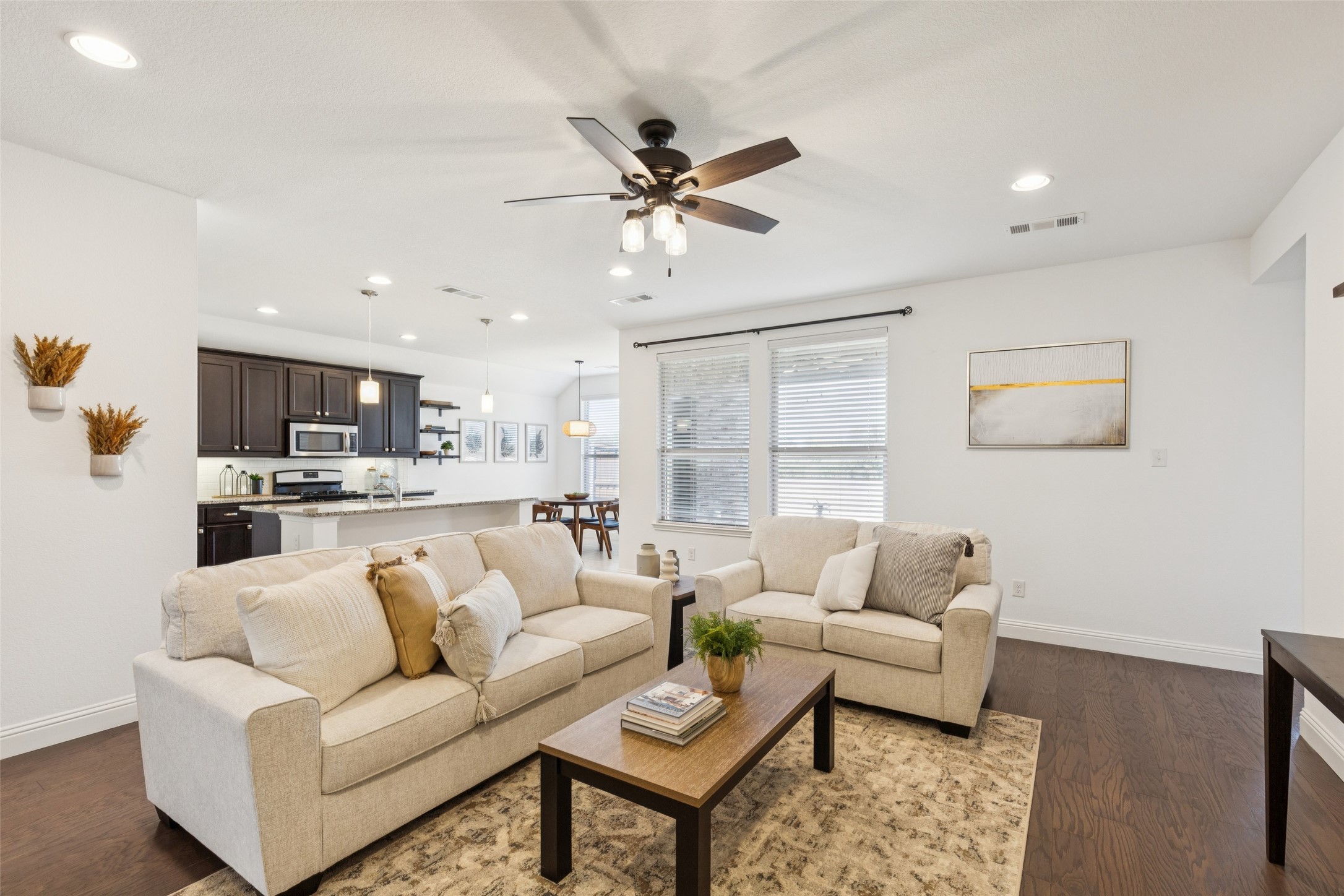 1209 Roadrunner Drive