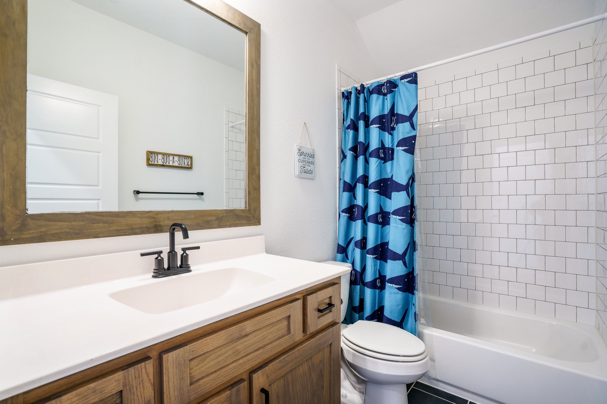 8609 Autumn Lake Trail