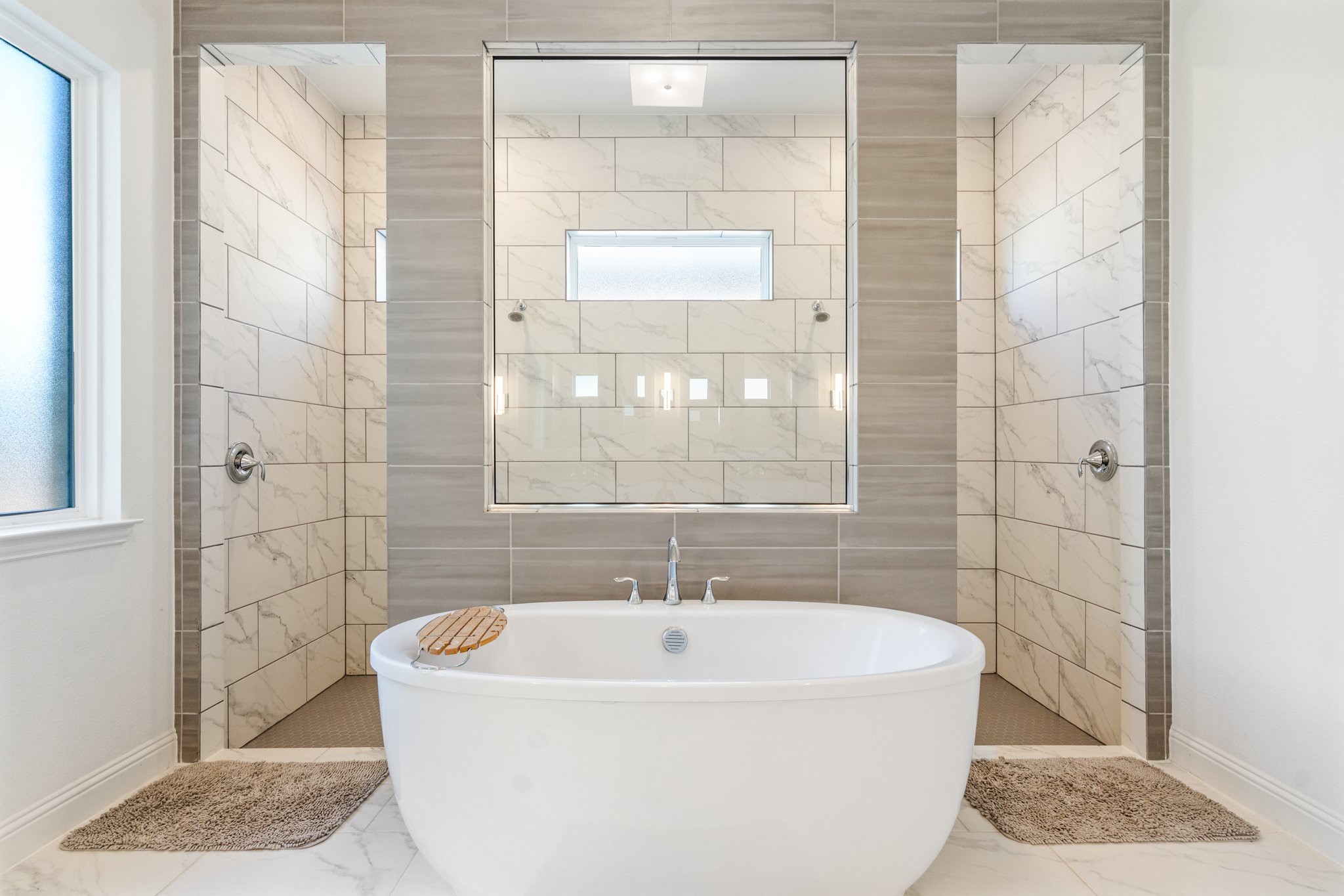 8609 Autumn Lake Trail