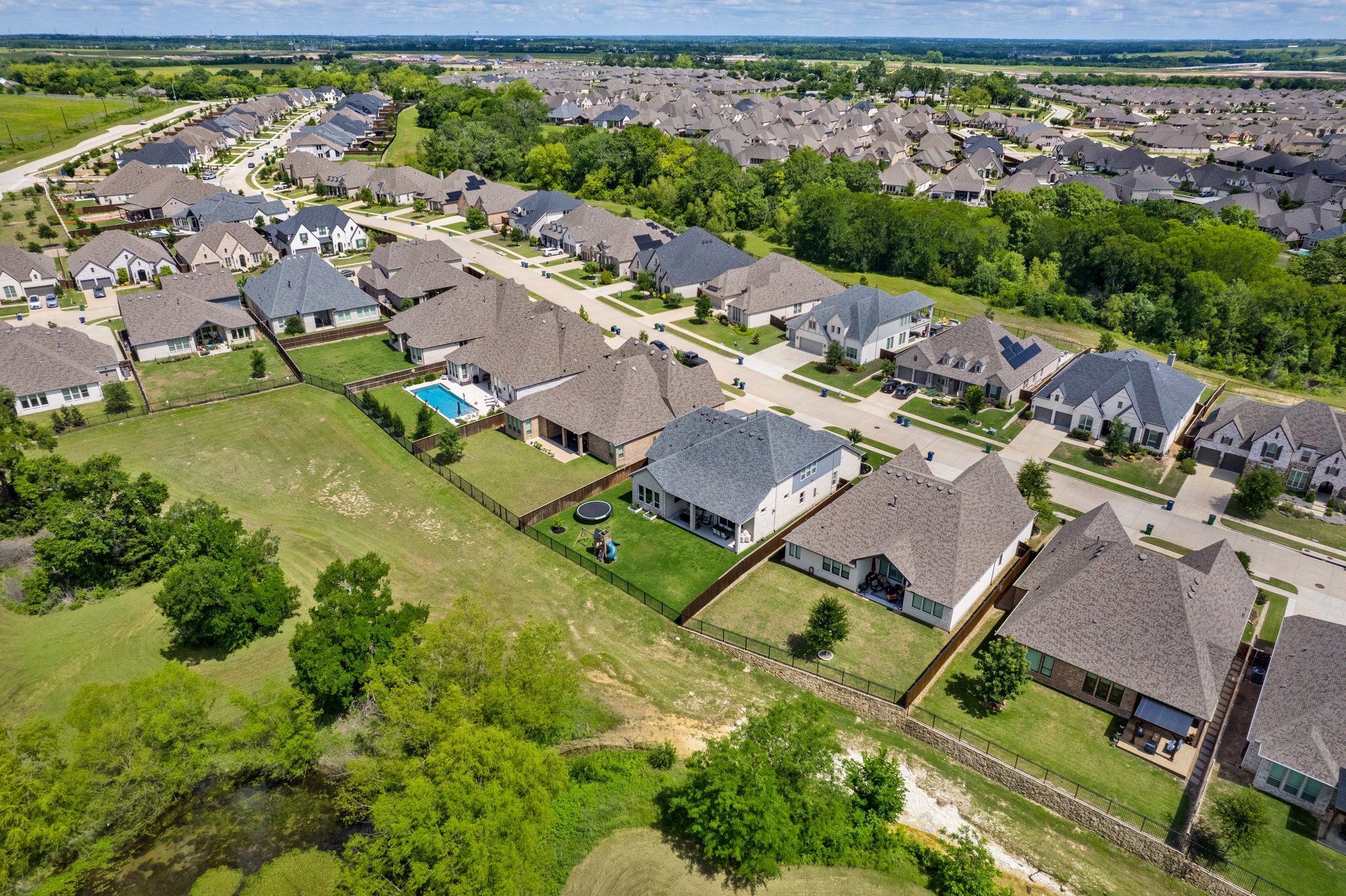 8609 Autumn Lake Trail