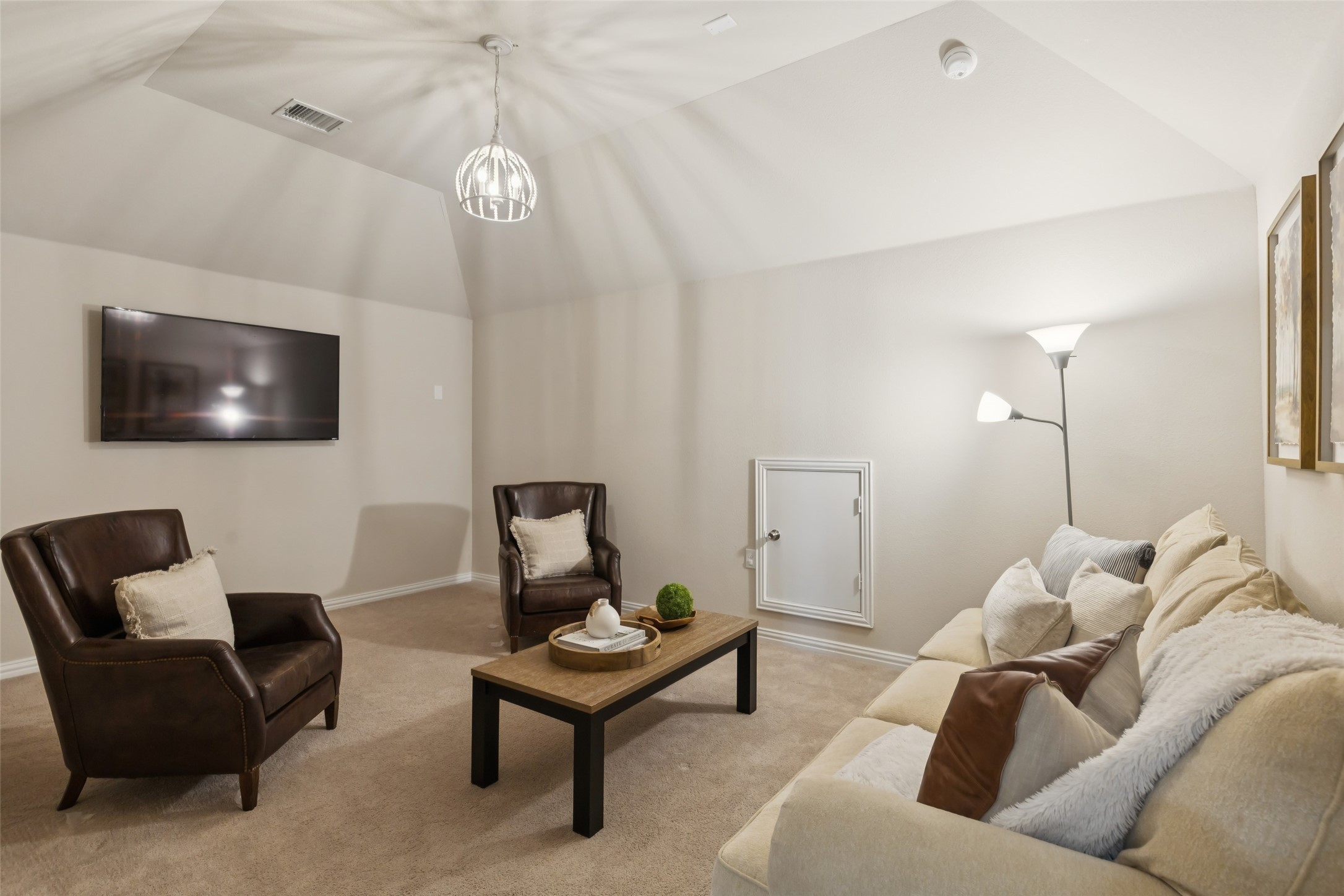 2312 Whitney Lane