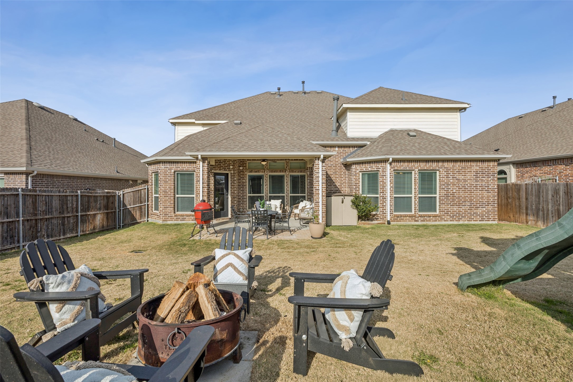 2312 Whitney Lane