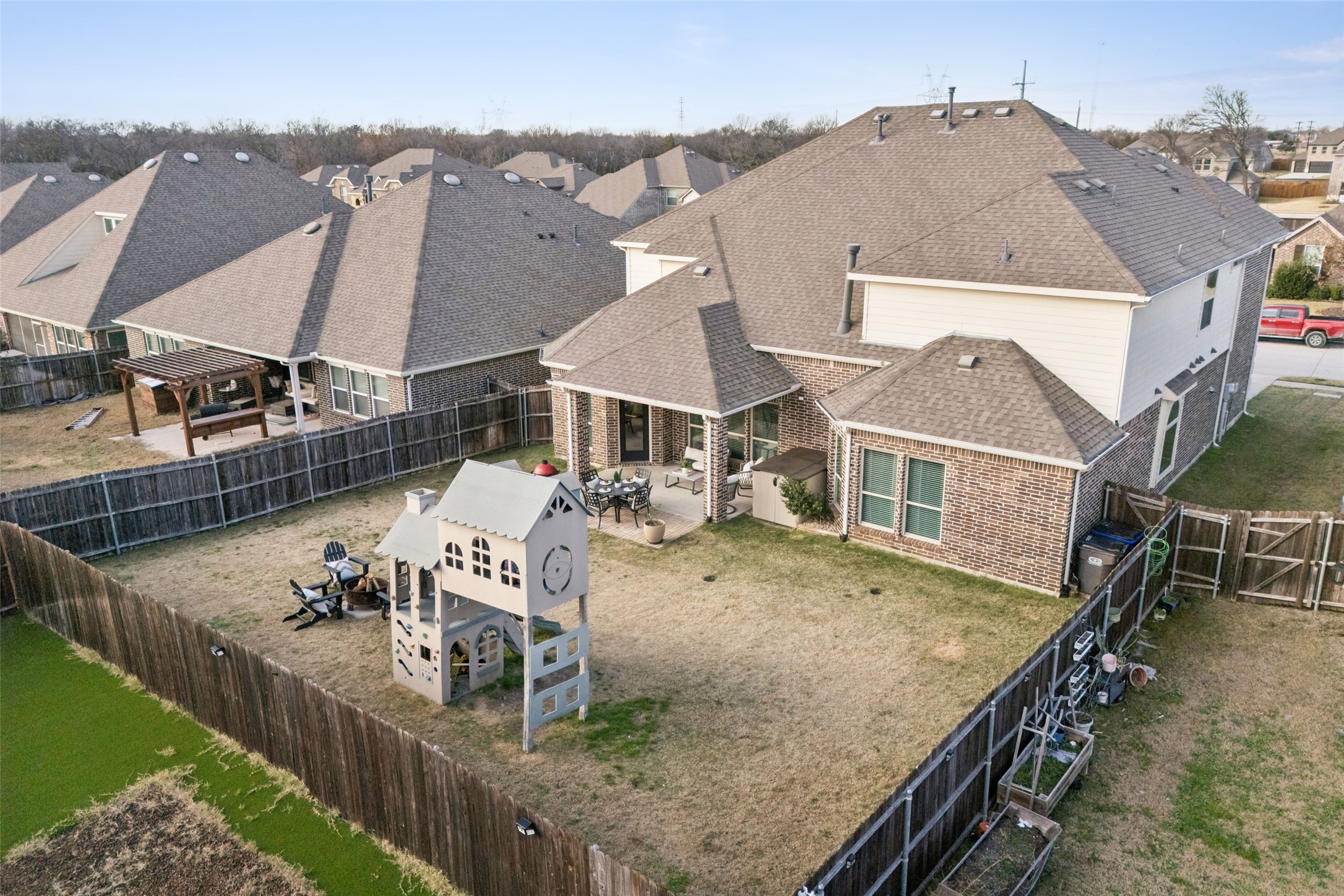 2312 Whitney Lane