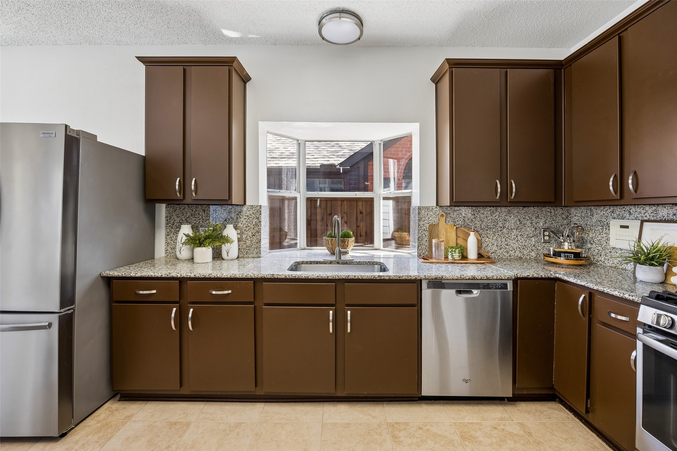 4212 Honeysuckle Drive