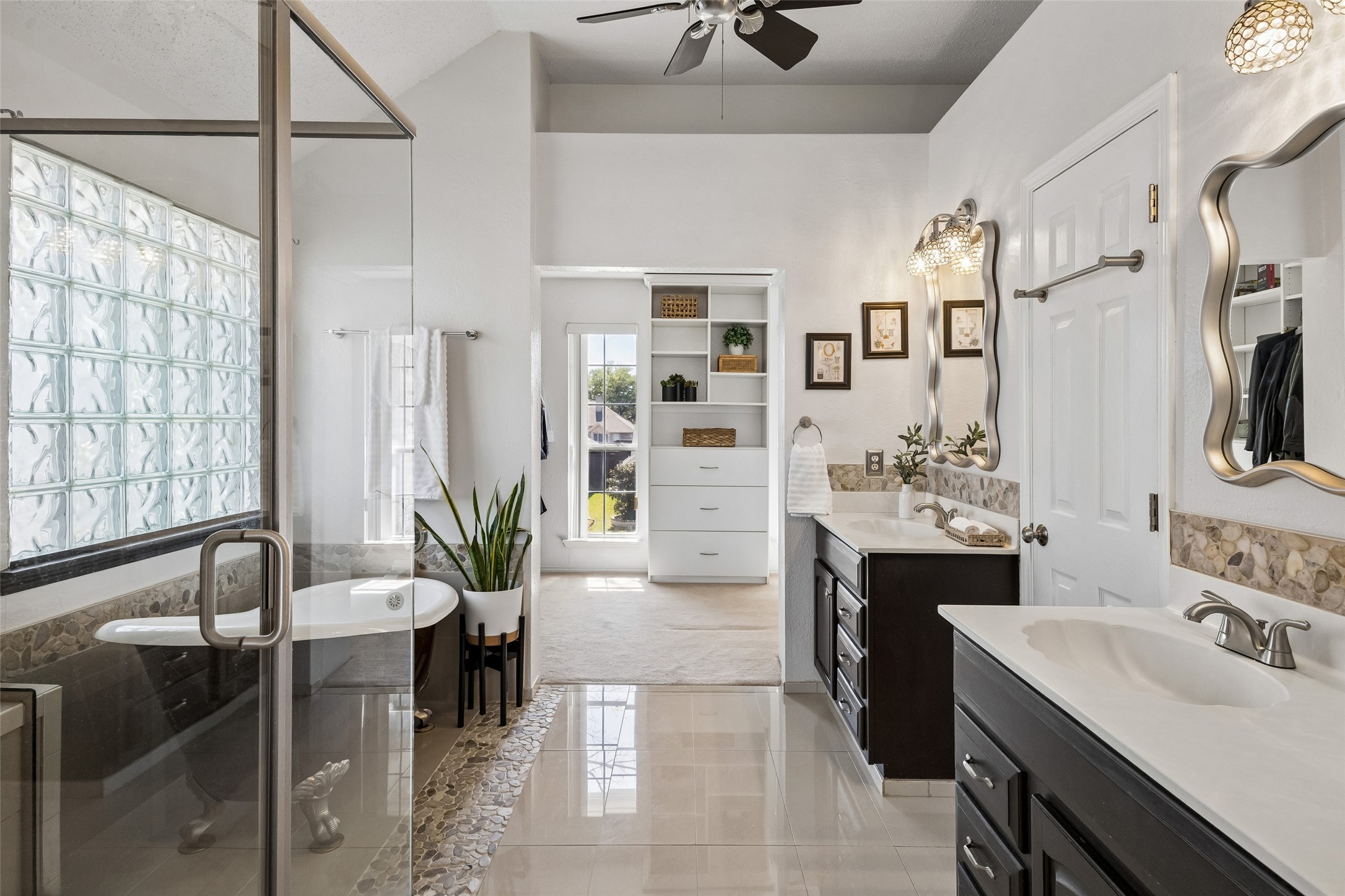 4212 Honeysuckle Drive