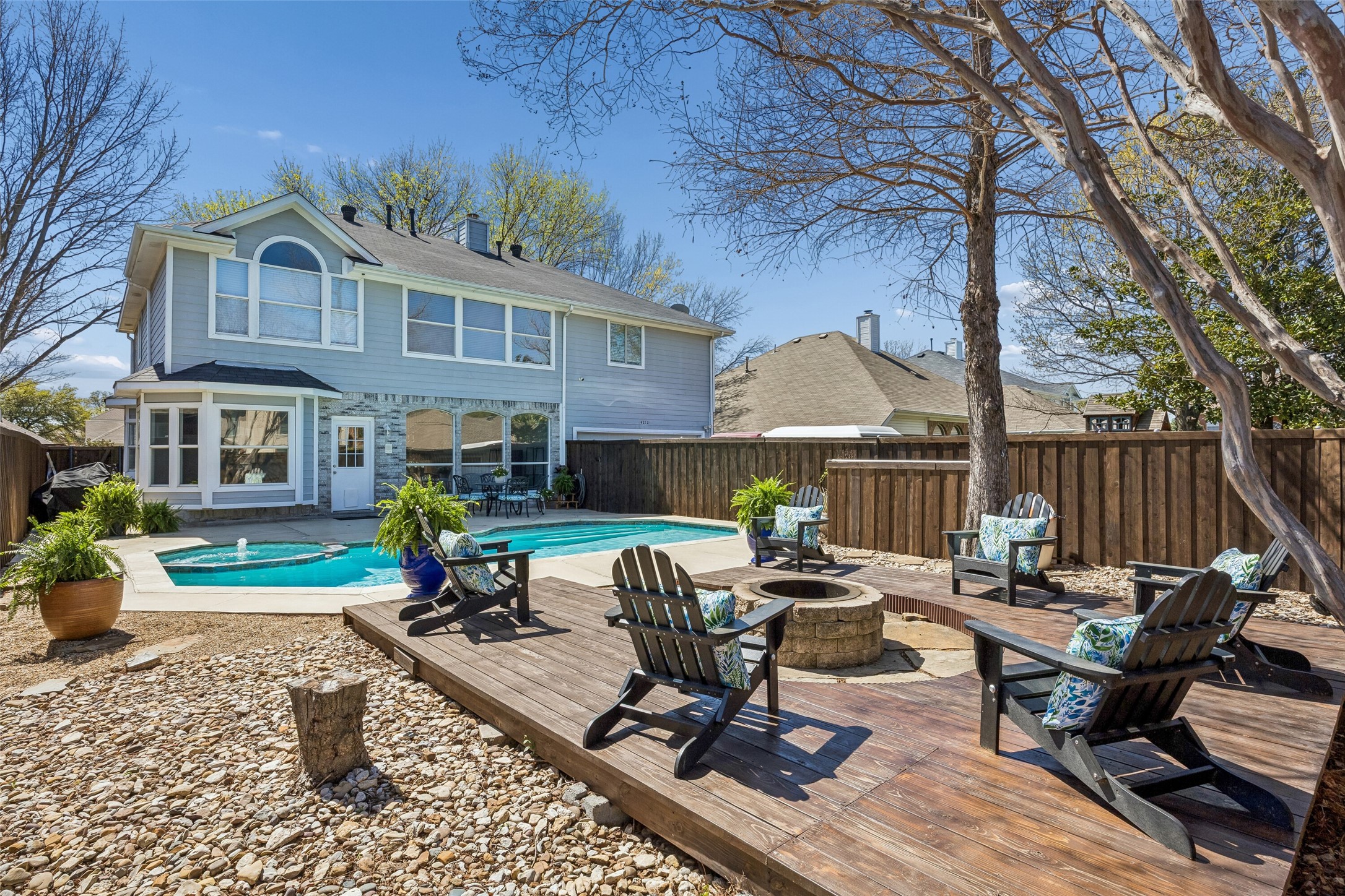 4212 Honeysuckle Drive