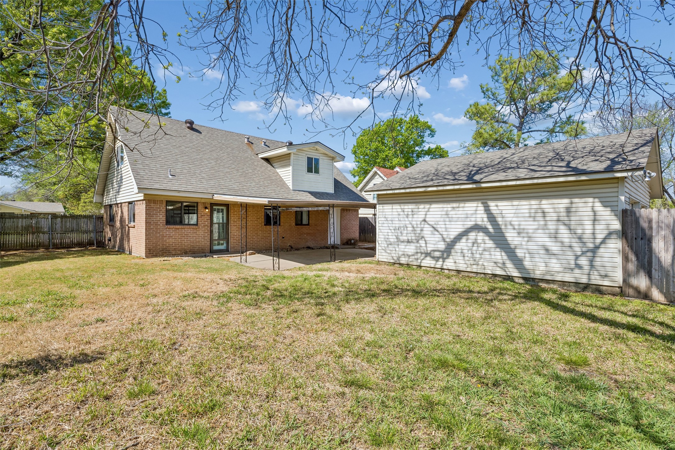 2716 Catalina Drive