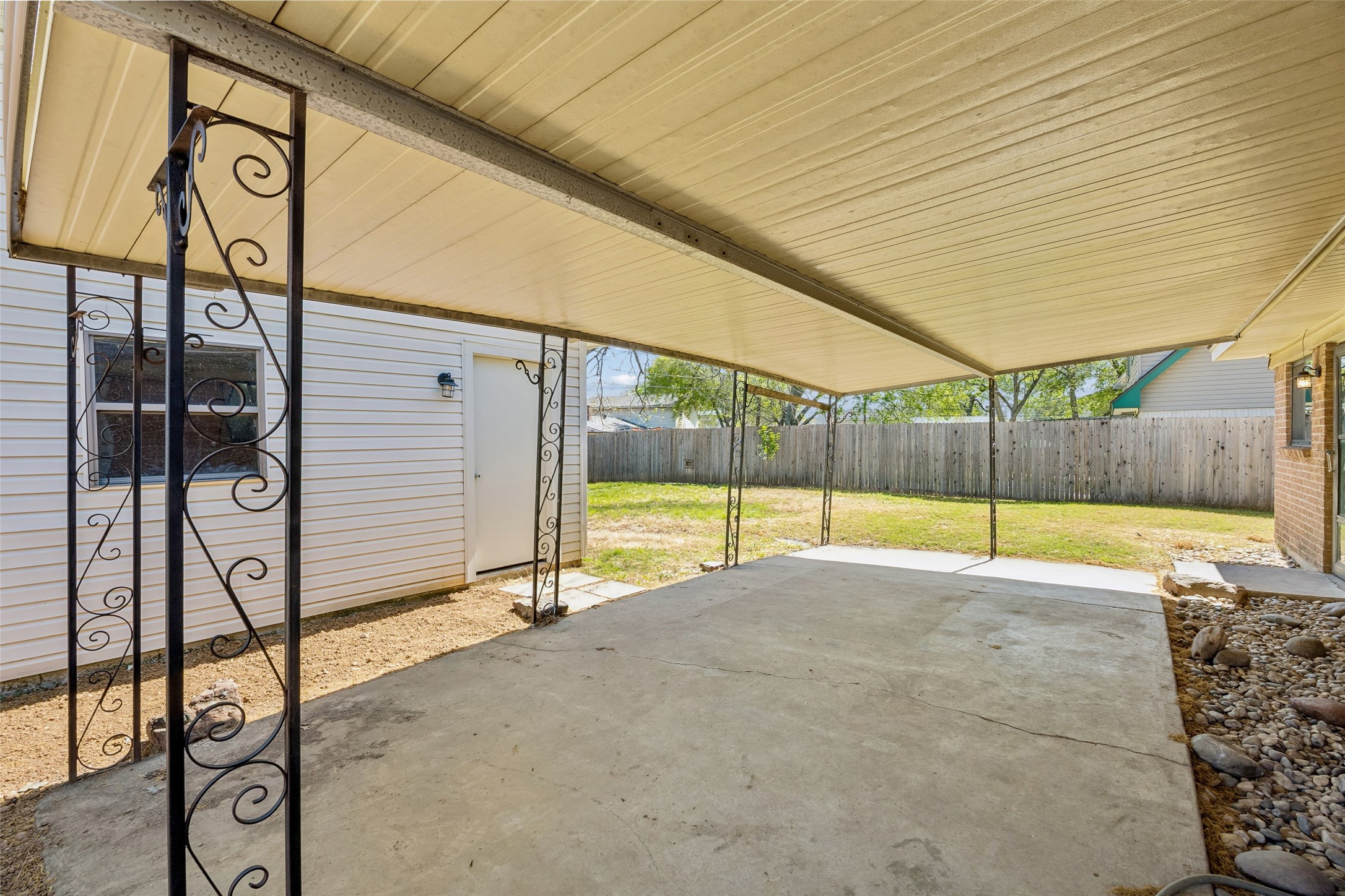 2716 Catalina Drive
