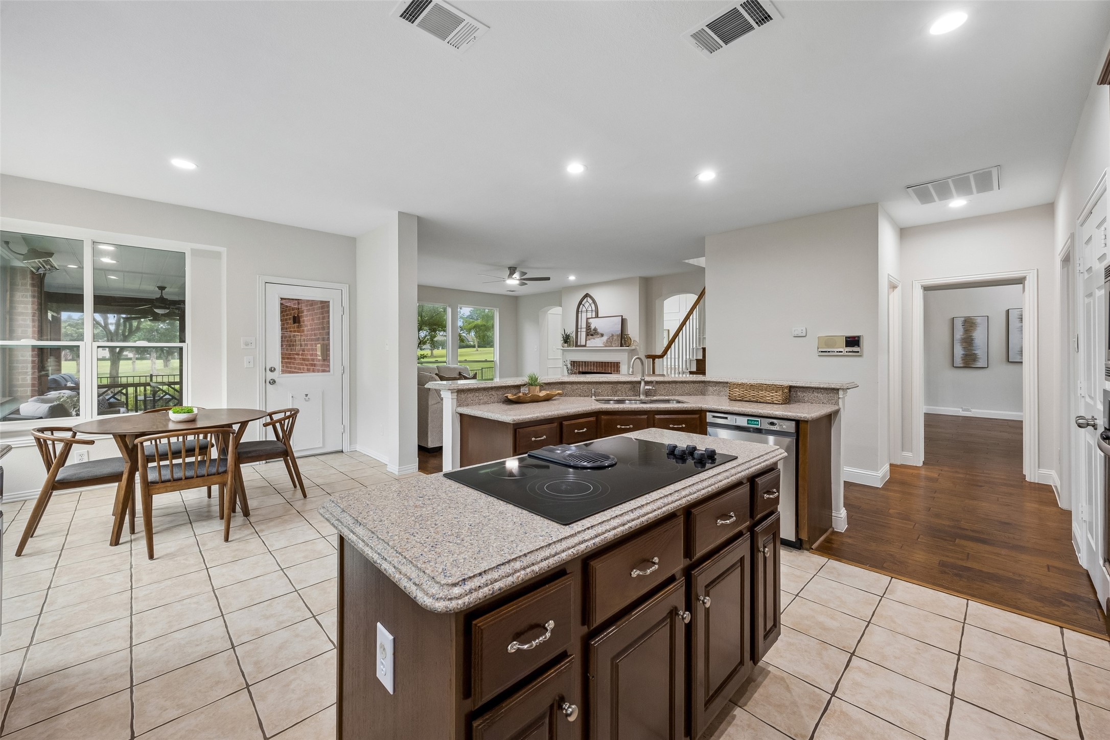 2645 Fairway Ridge Drive