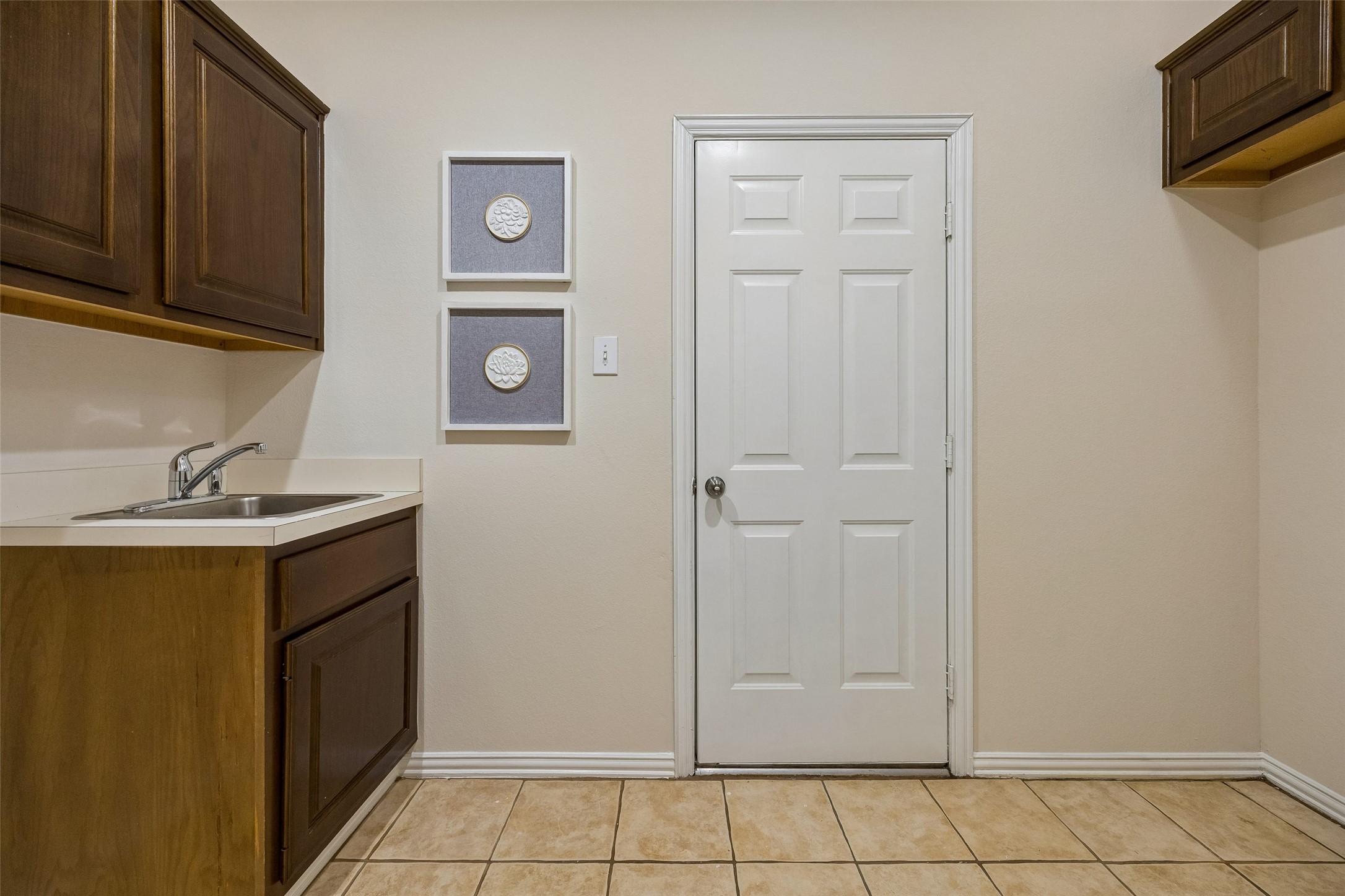 2645 Fairway Ridge Drive