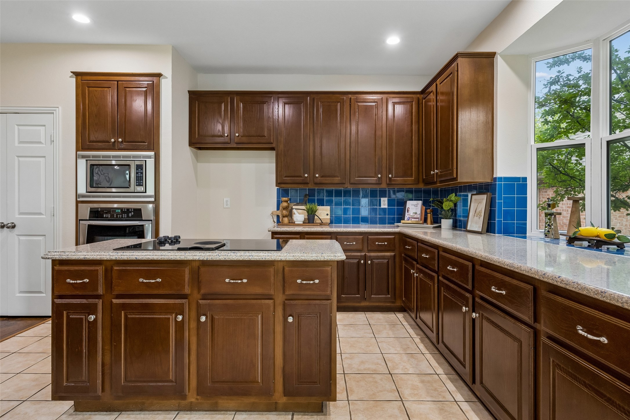 2645 Fairway Ridge Drive