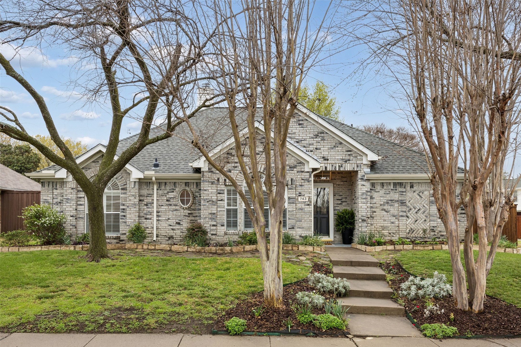 743 Lauren Way