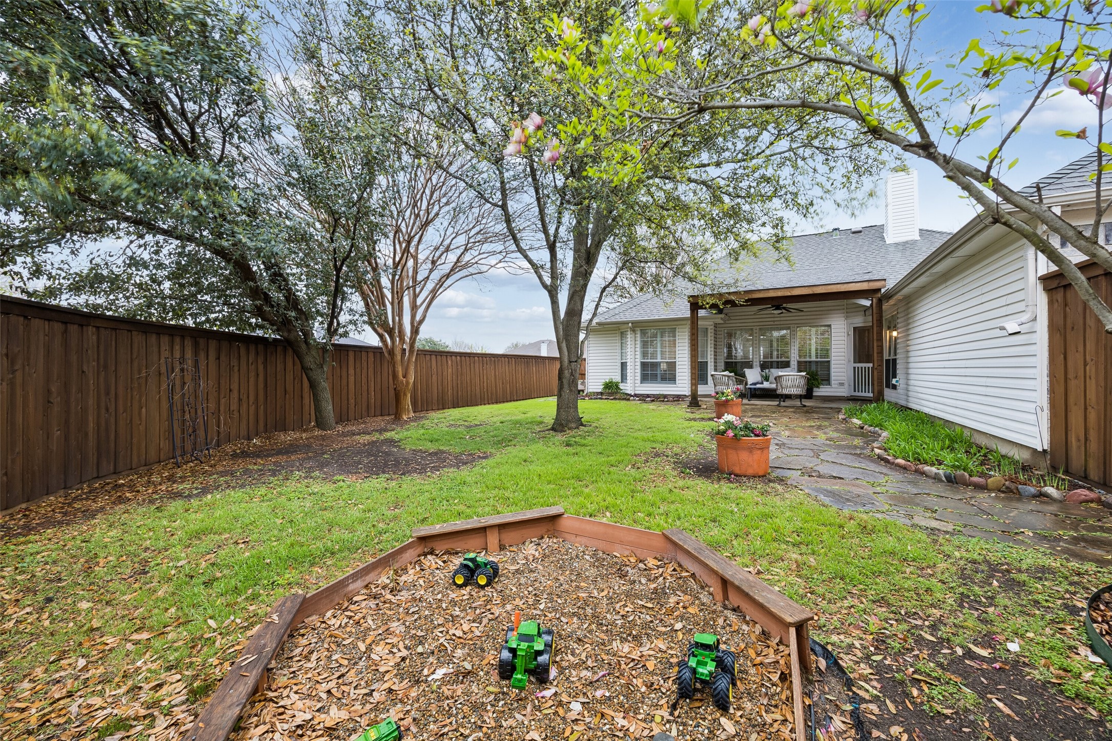 743 Lauren Way