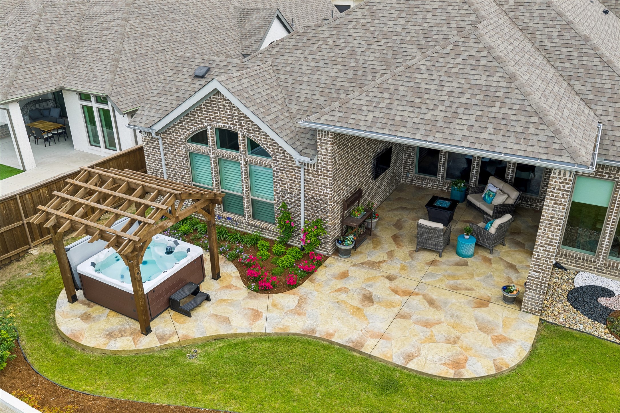409 Calmwater Cove