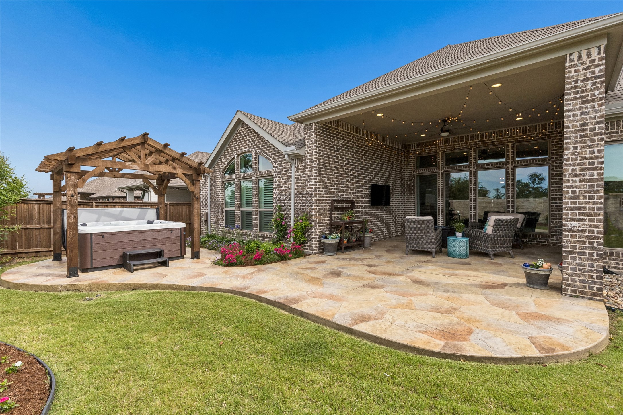 409 Calmwater Cove