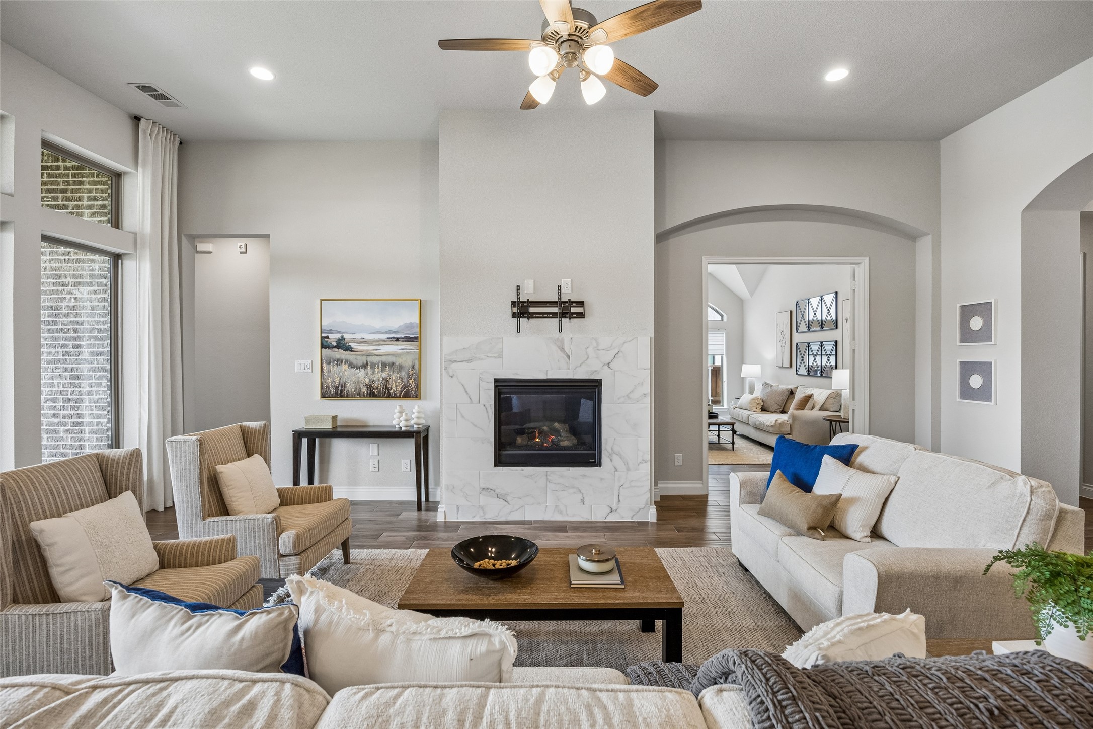 409 Calmwater Cove