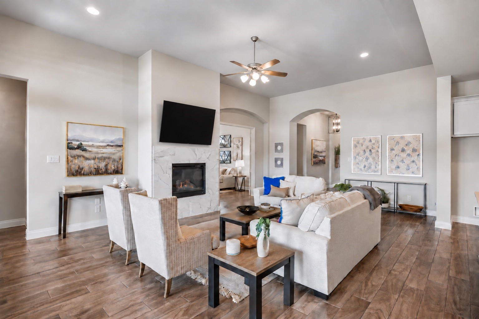 409 Calmwater Cove