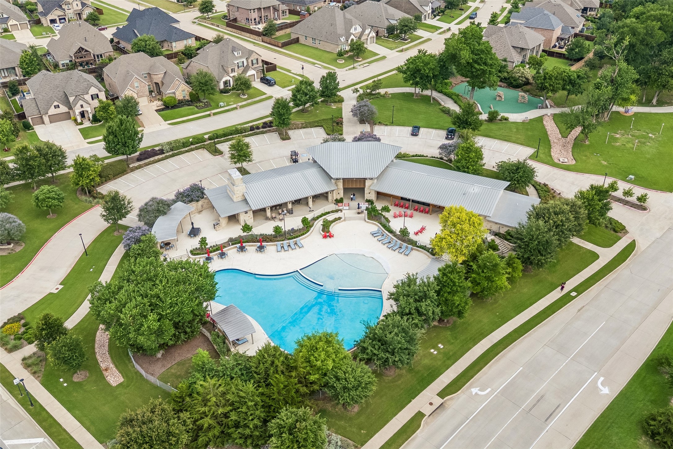 409 Calmwater Cove