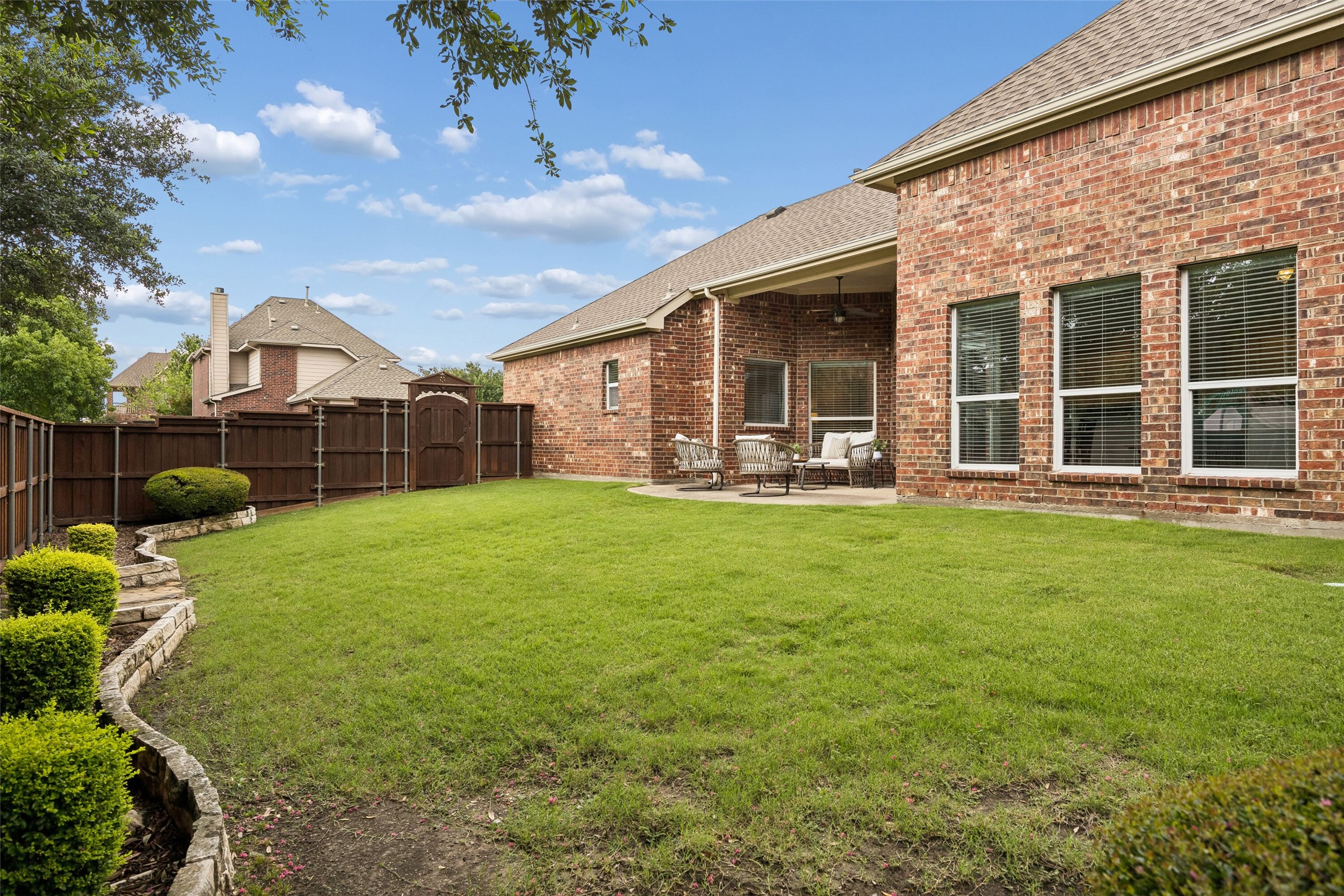7833 Crampton Lane