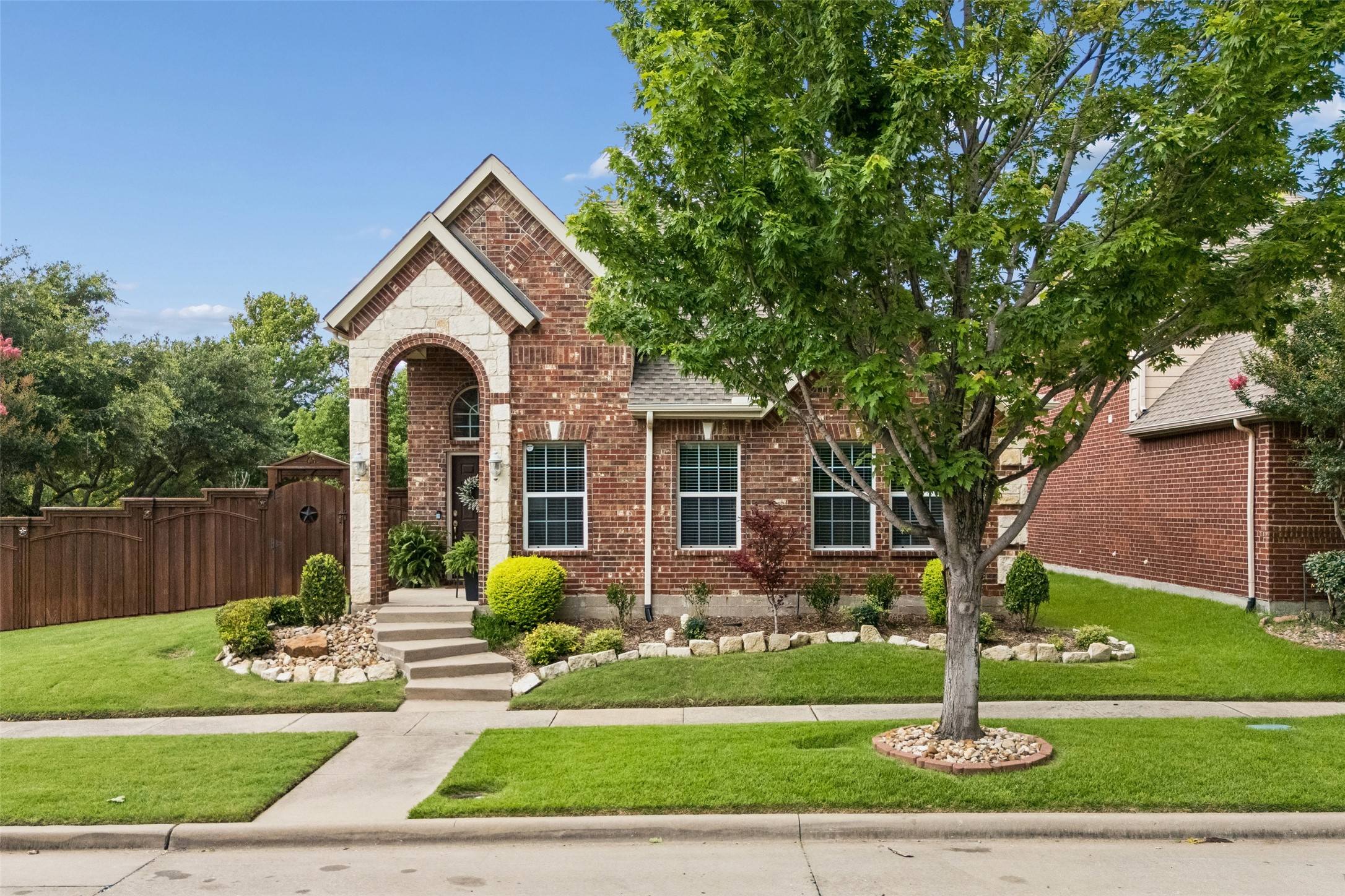 7833 Crampton Lane