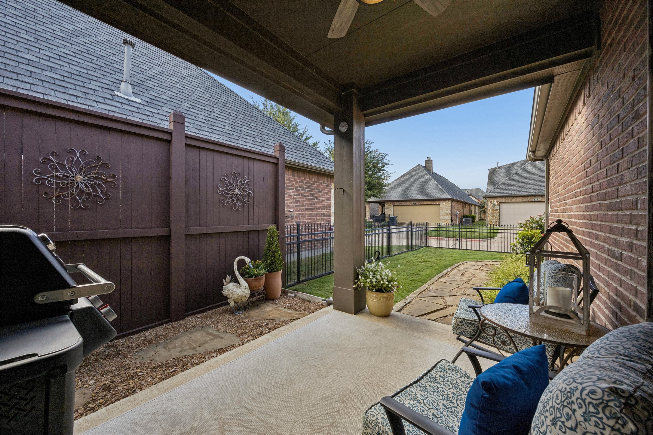 5125 Kentwood Drive