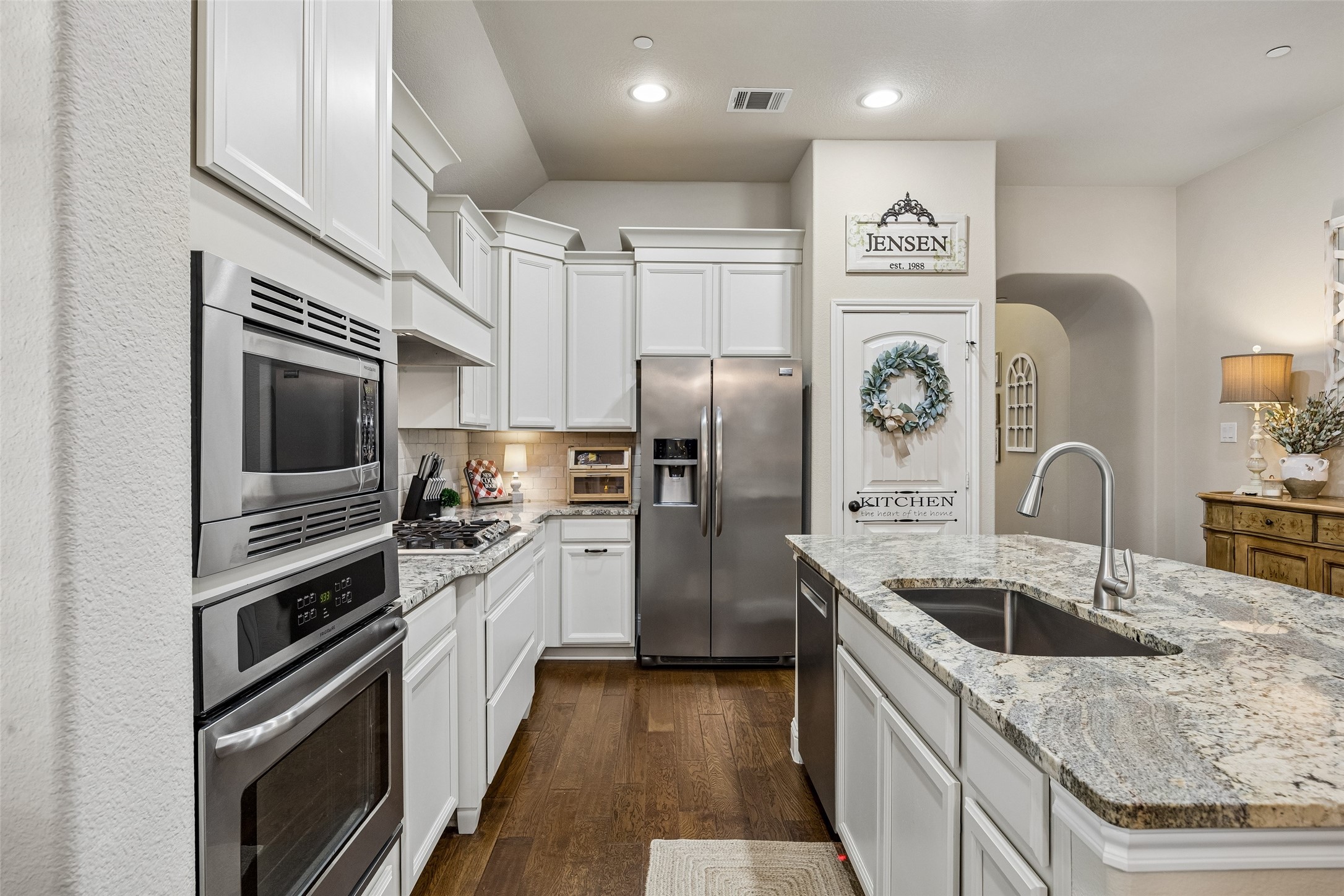 5125 Kentwood Drive