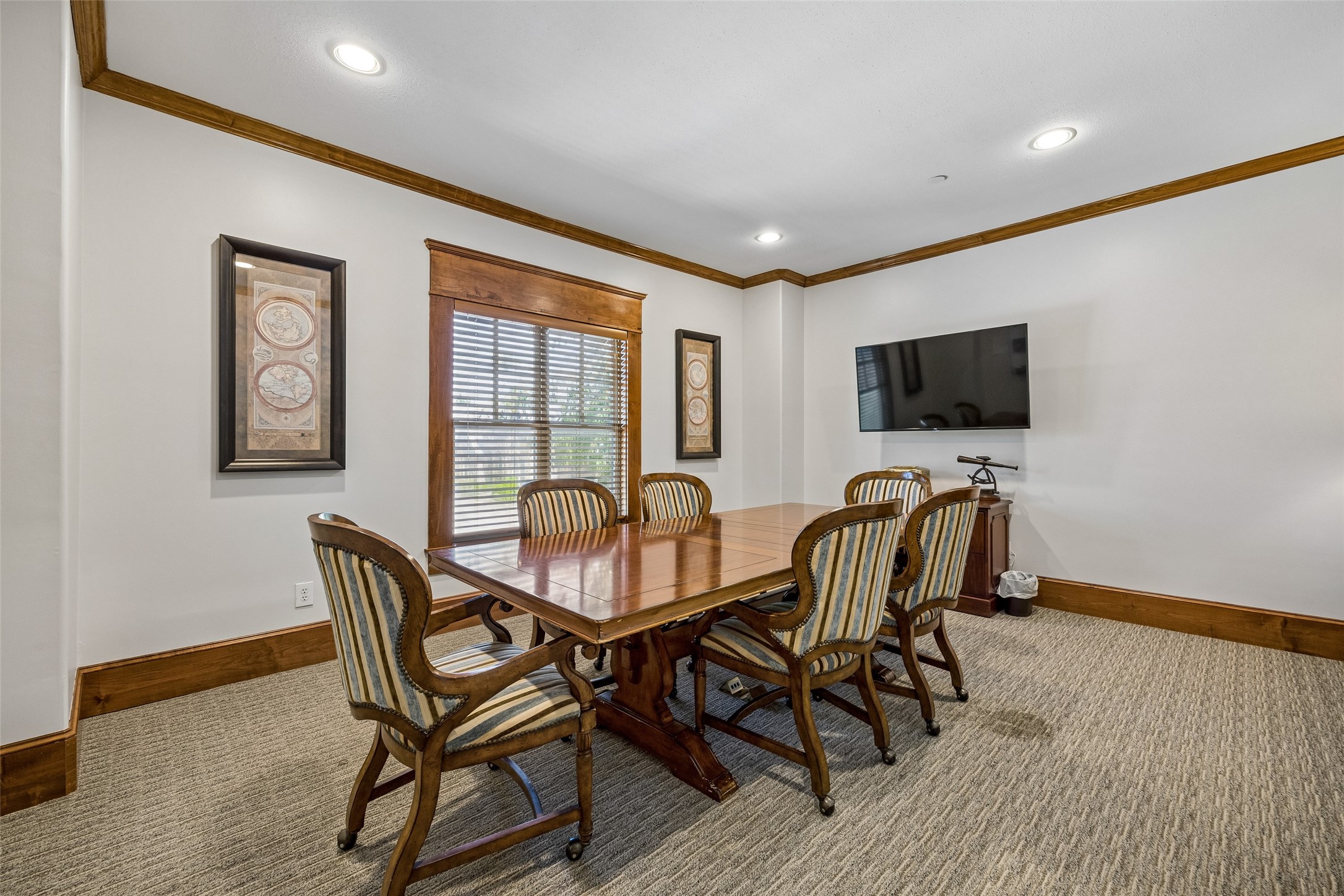 5125 Kentwood Drive