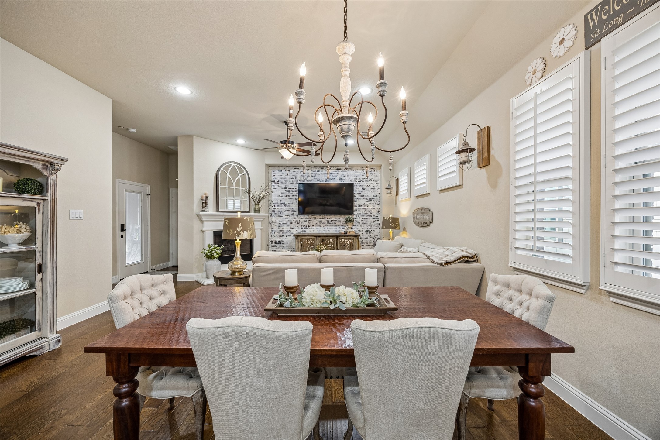 5125 Kentwood Drive