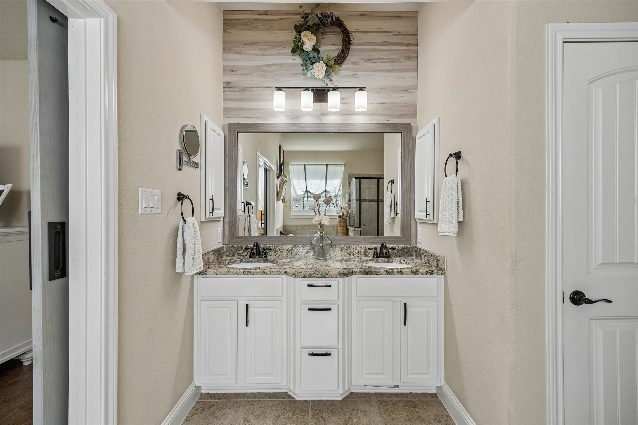 5125 Kentwood Drive