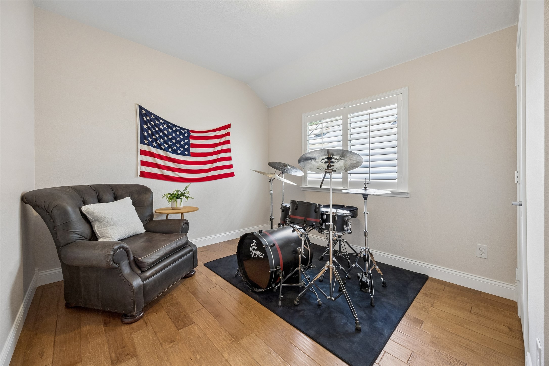 9828 Meadow Rue Drive