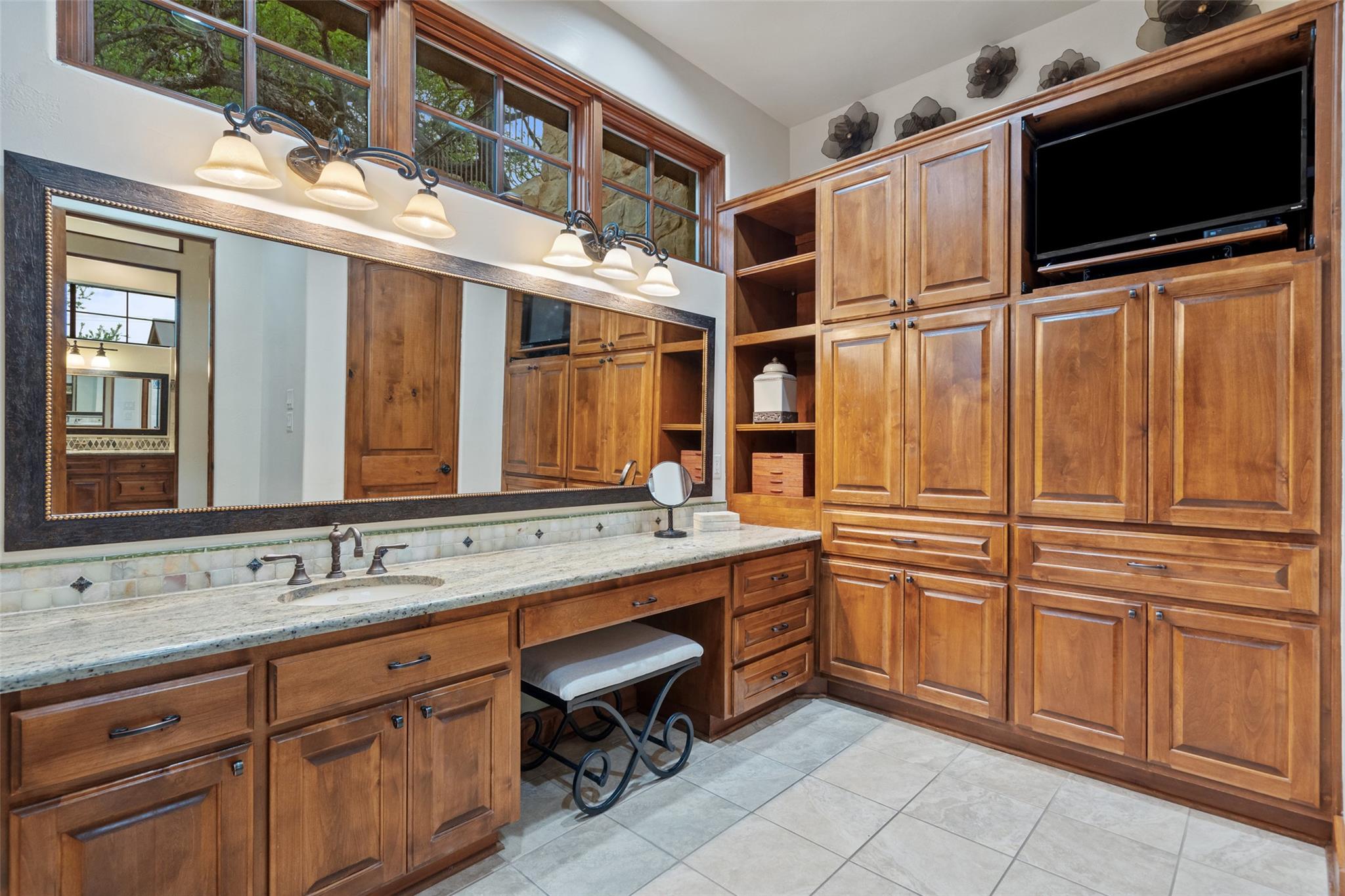 1920 County Road 175