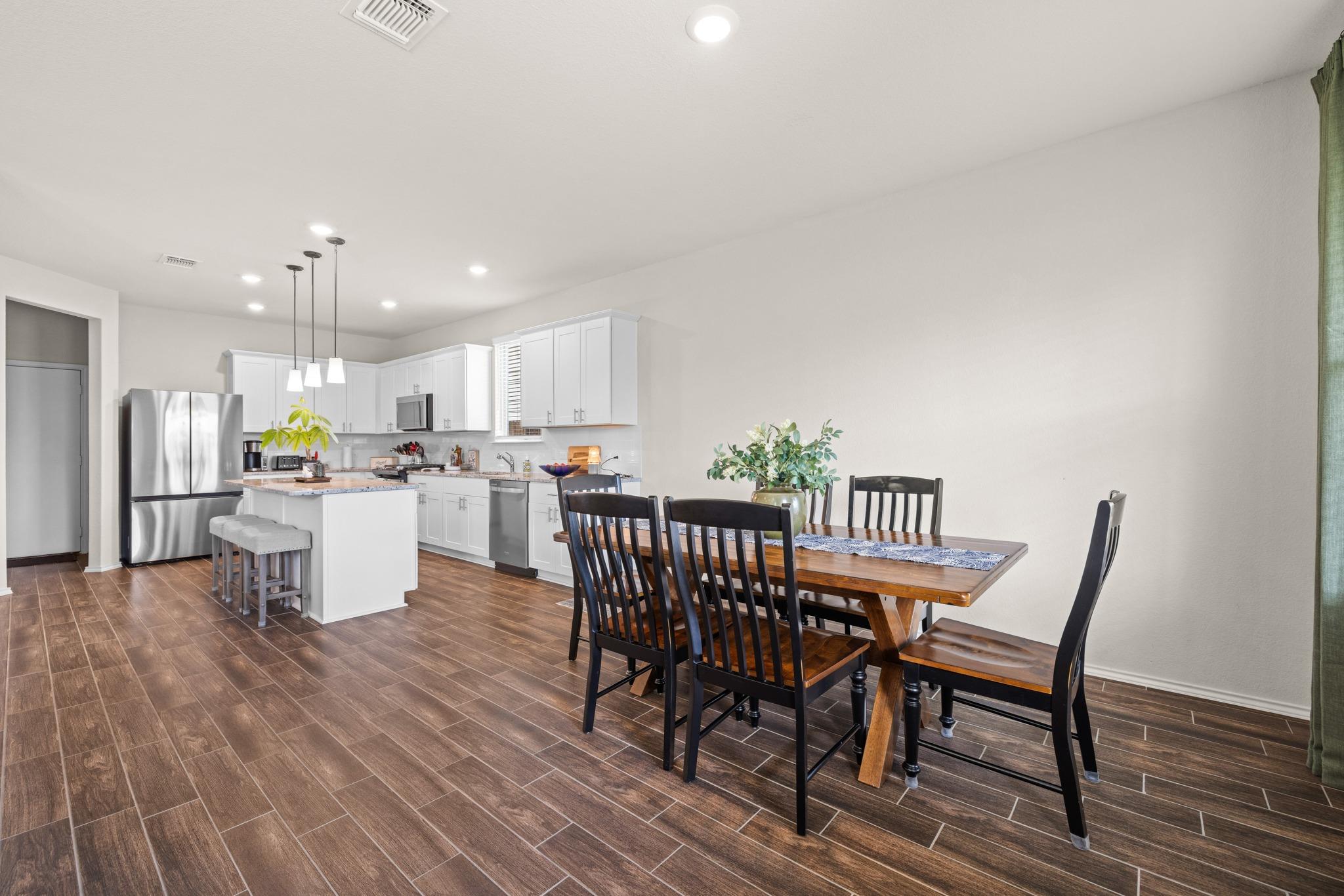 416 Bella Luna WAY