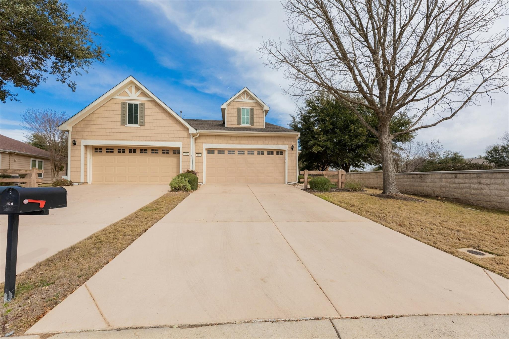 104 Honey Creek TRL