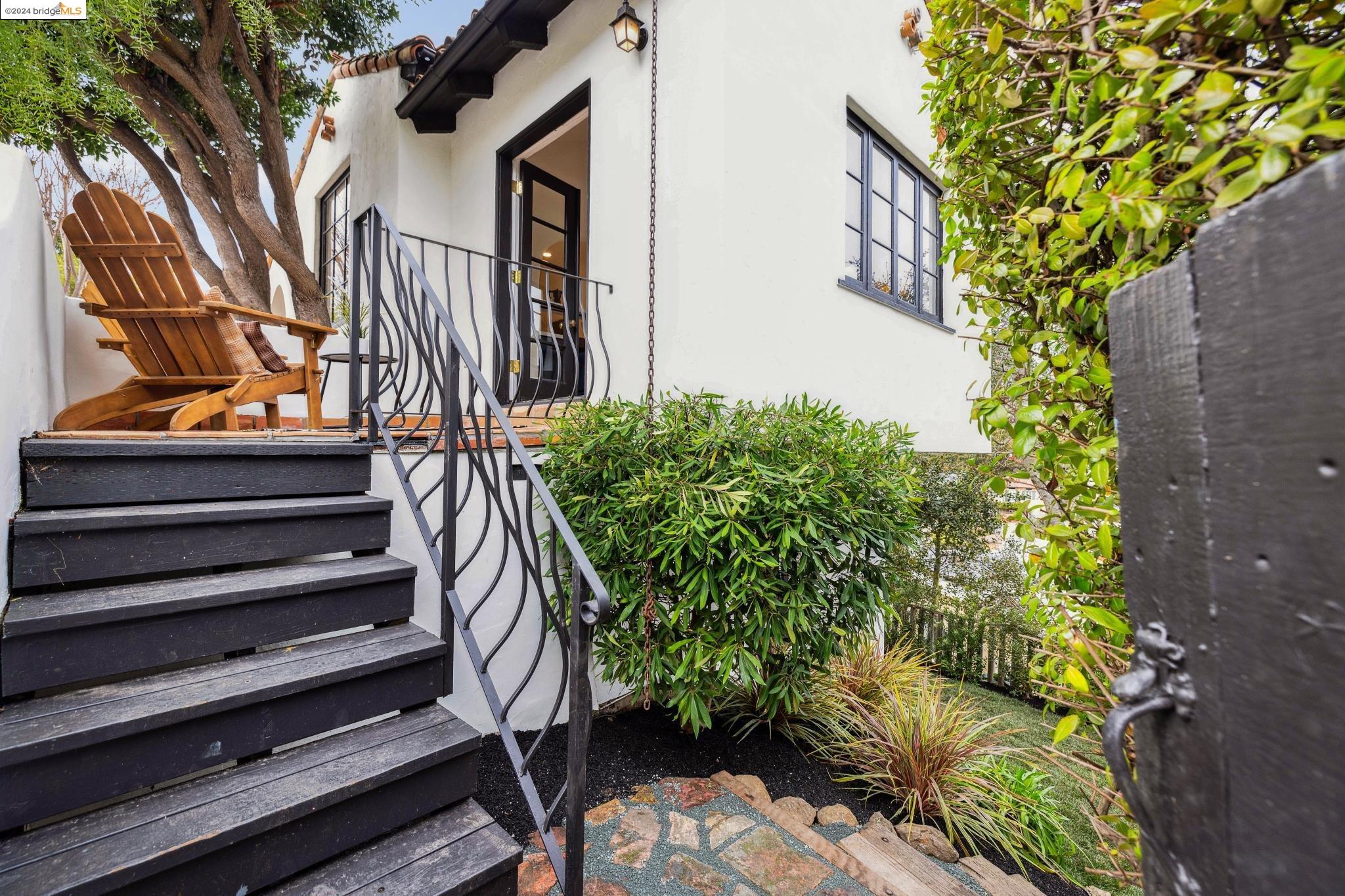 174 Alta Road