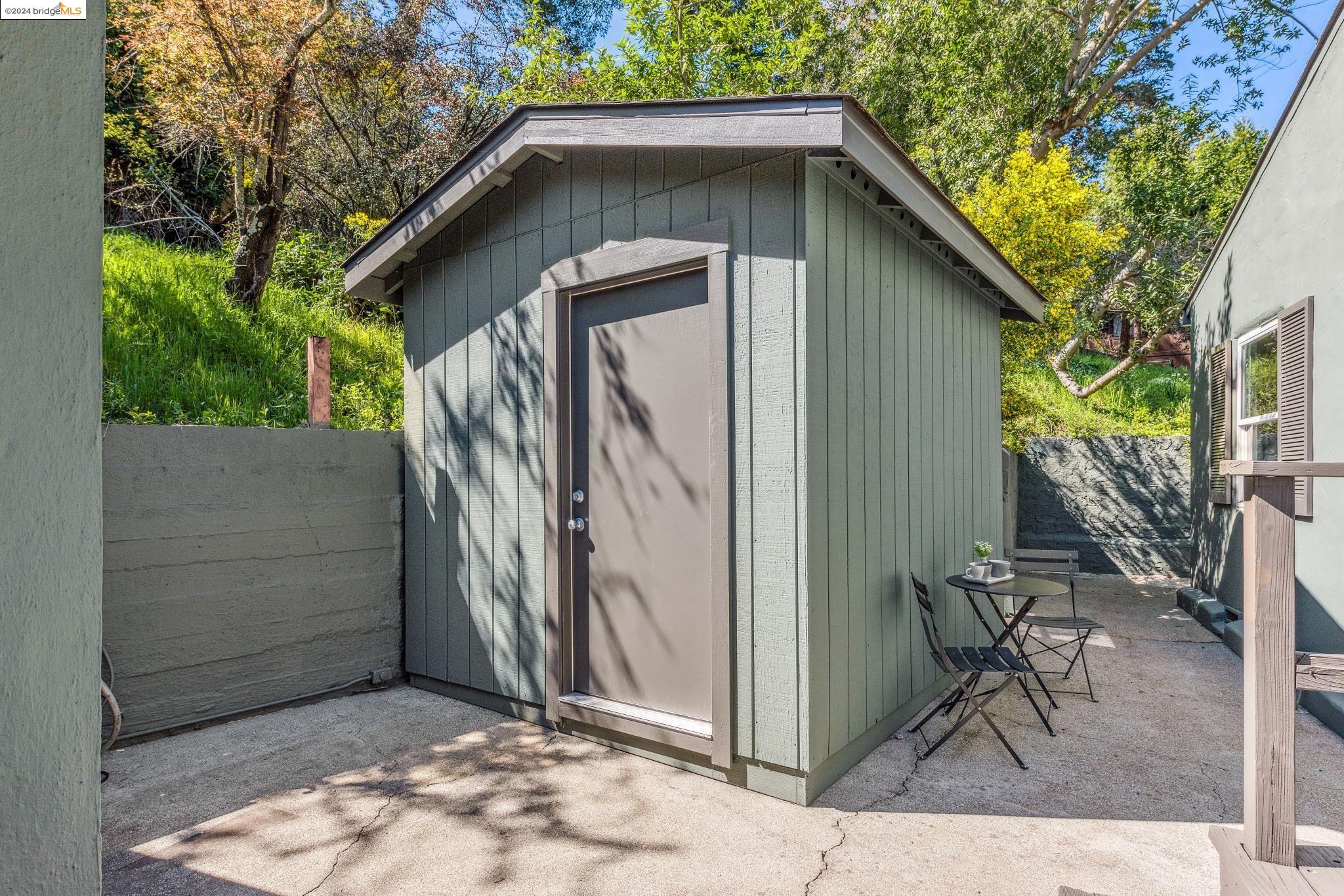 7505 Woodrow Dr