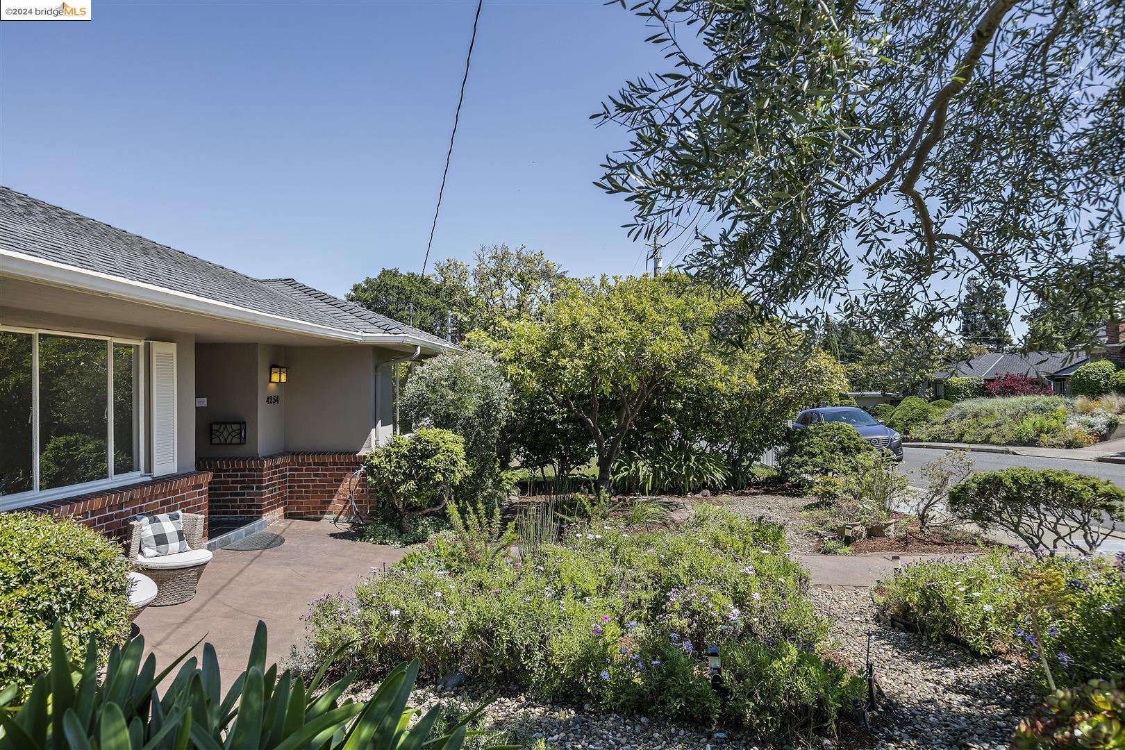 4254 Gregory St