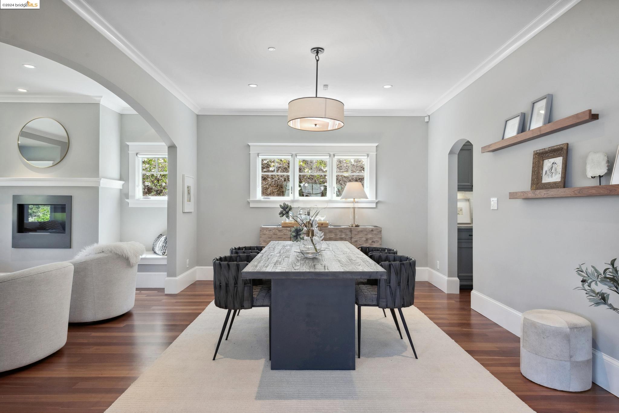 123 SHERIDAN ROAD