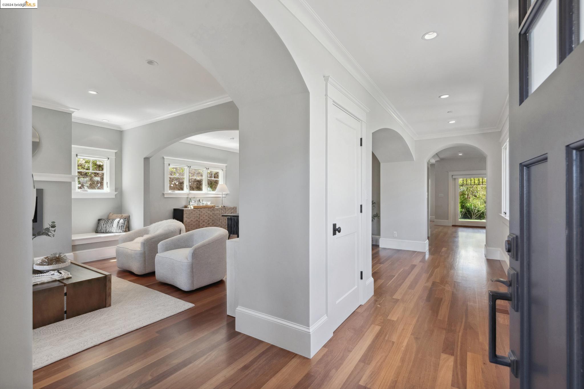 123 SHERIDAN ROAD