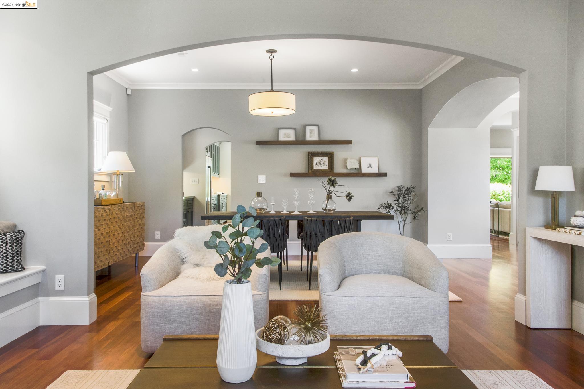 123 SHERIDAN ROAD