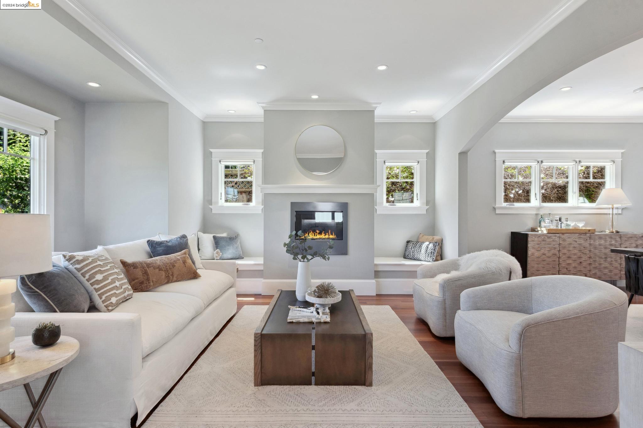 123 SHERIDAN ROAD