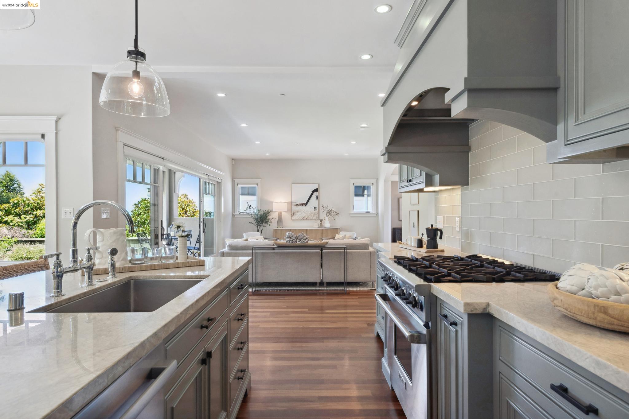 123 SHERIDAN ROAD