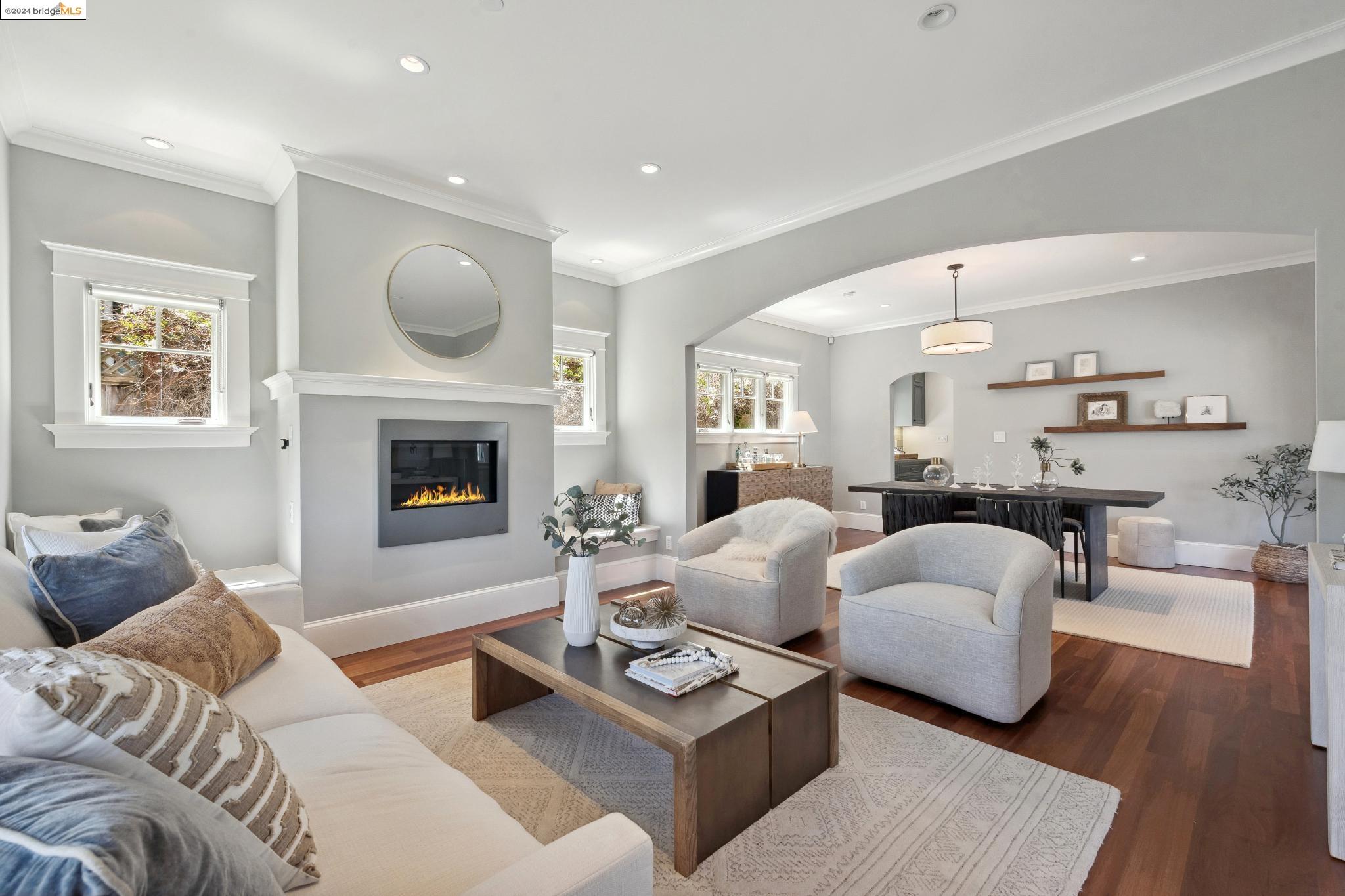 123 SHERIDAN ROAD