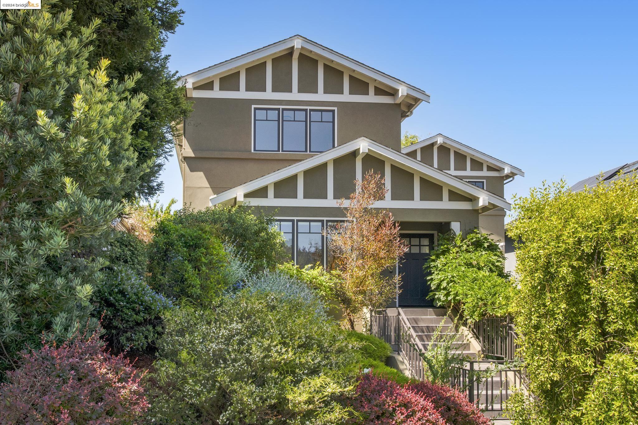 123 SHERIDAN ROAD
