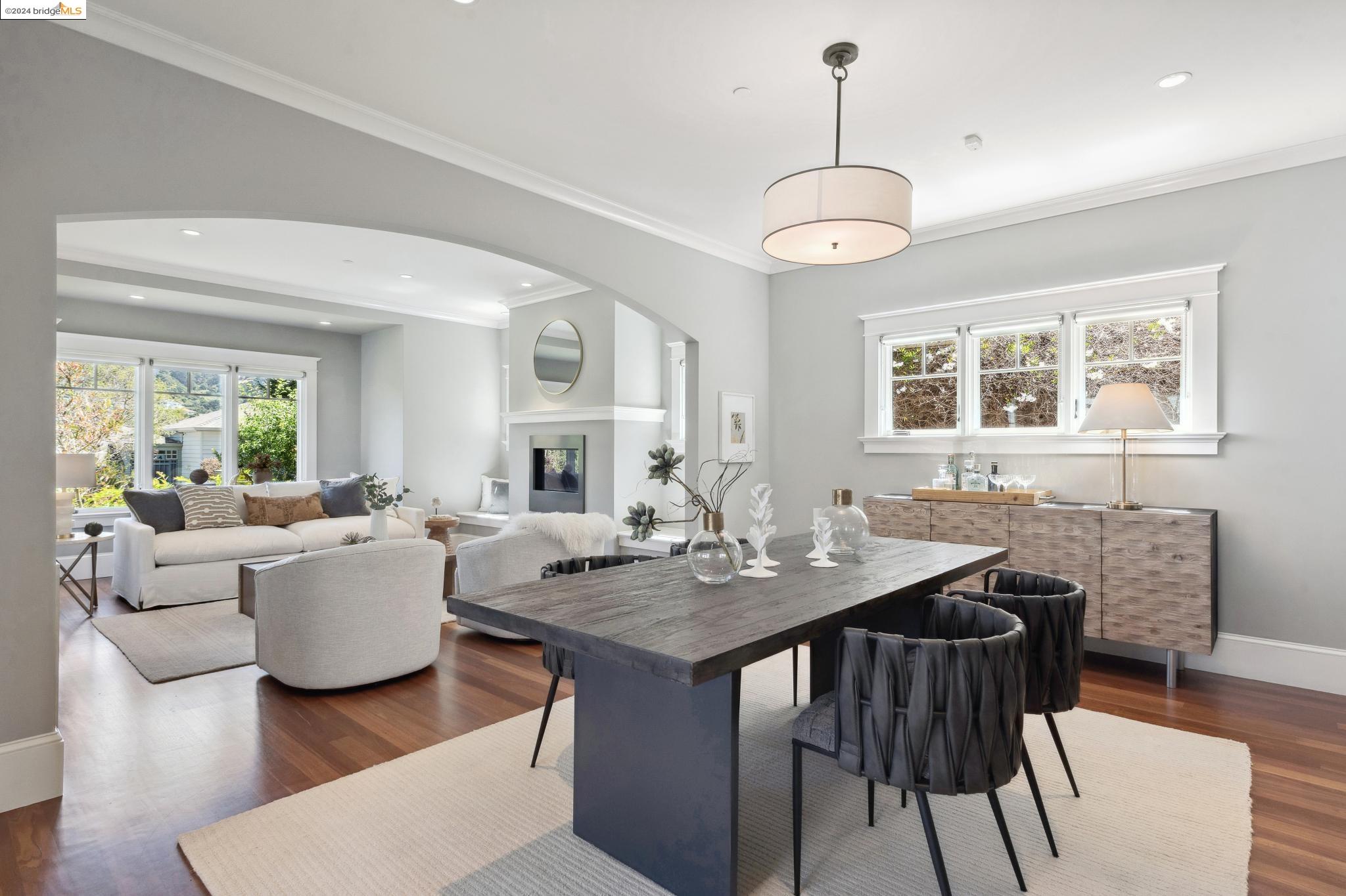 123 SHERIDAN ROAD