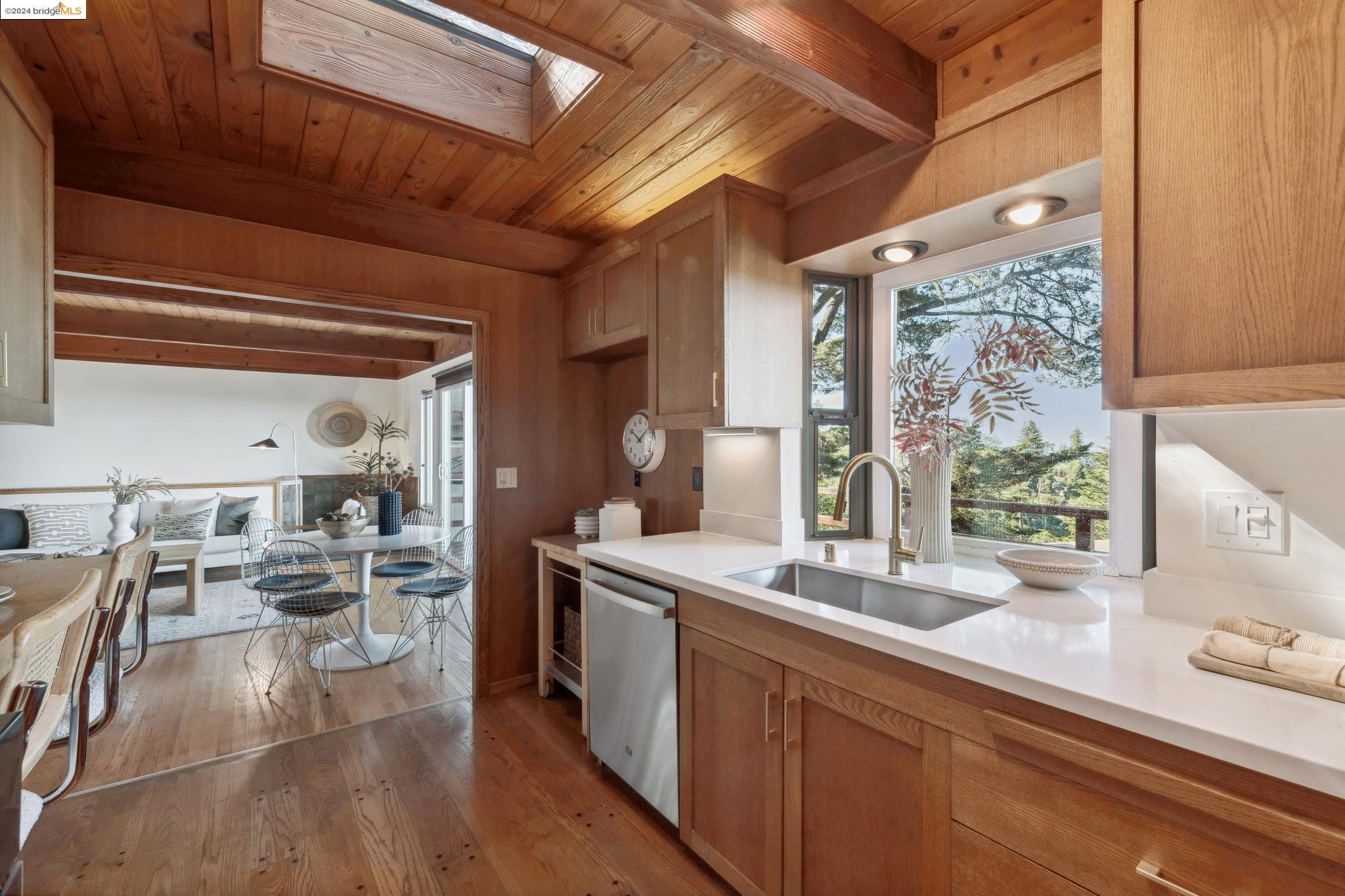 7039 SHIRLEY DRIVE