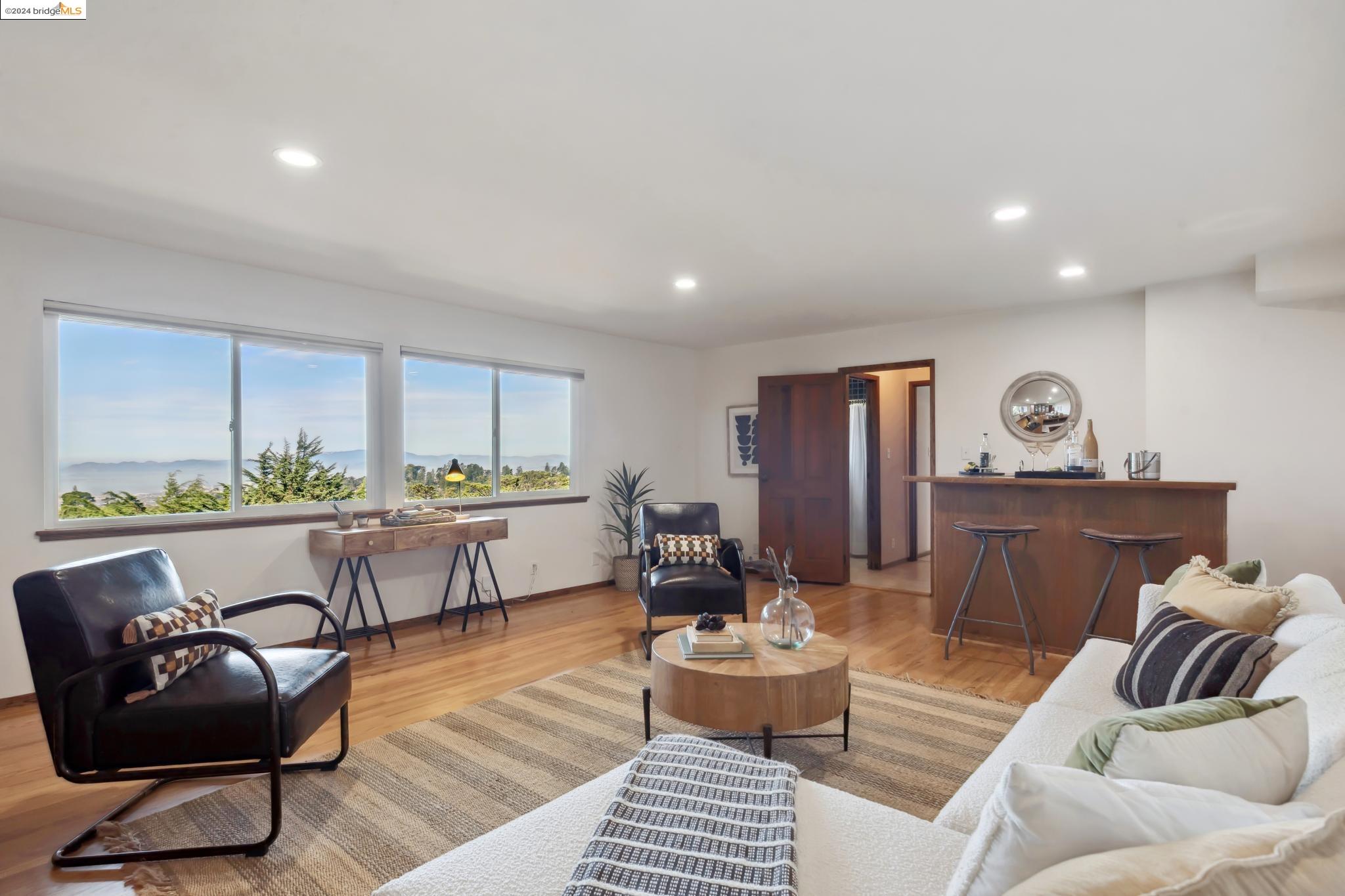 7039 SHIRLEY DRIVE