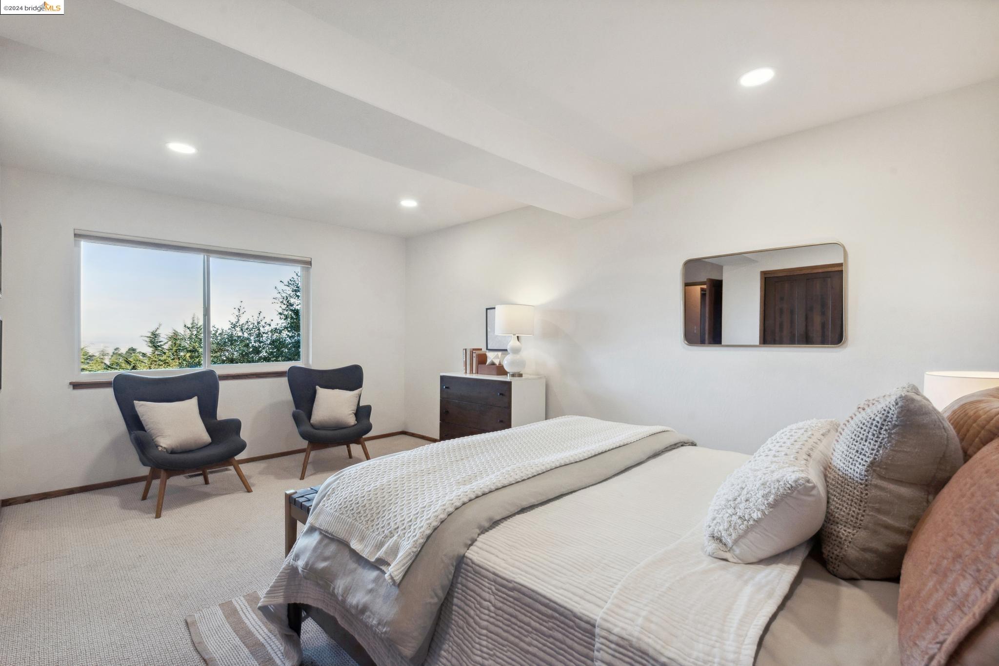 7039 SHIRLEY DRIVE