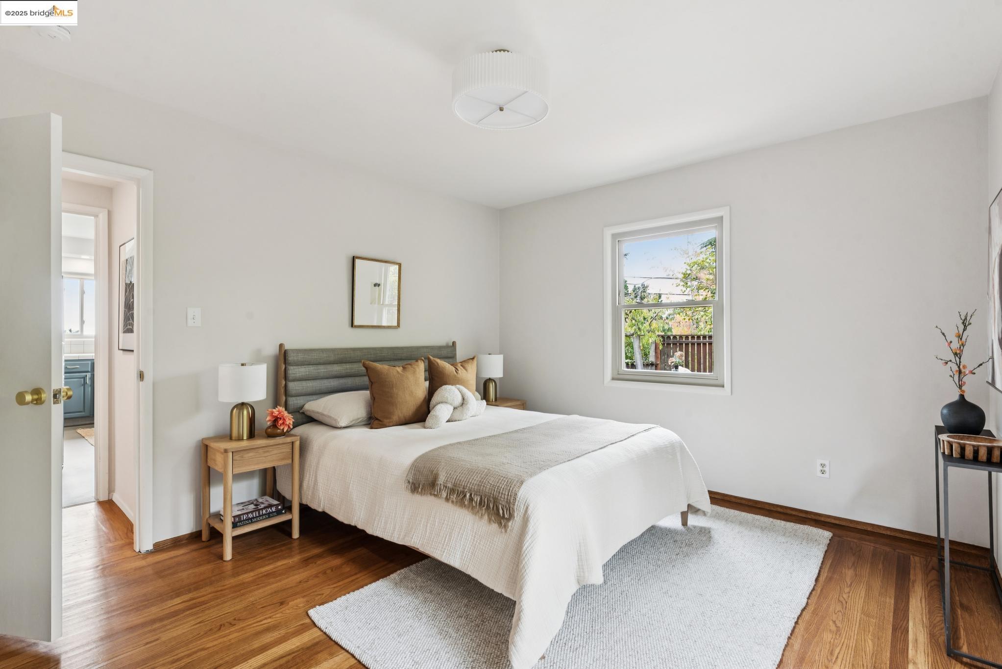 5690 CHELTON DRIVE, Oakland