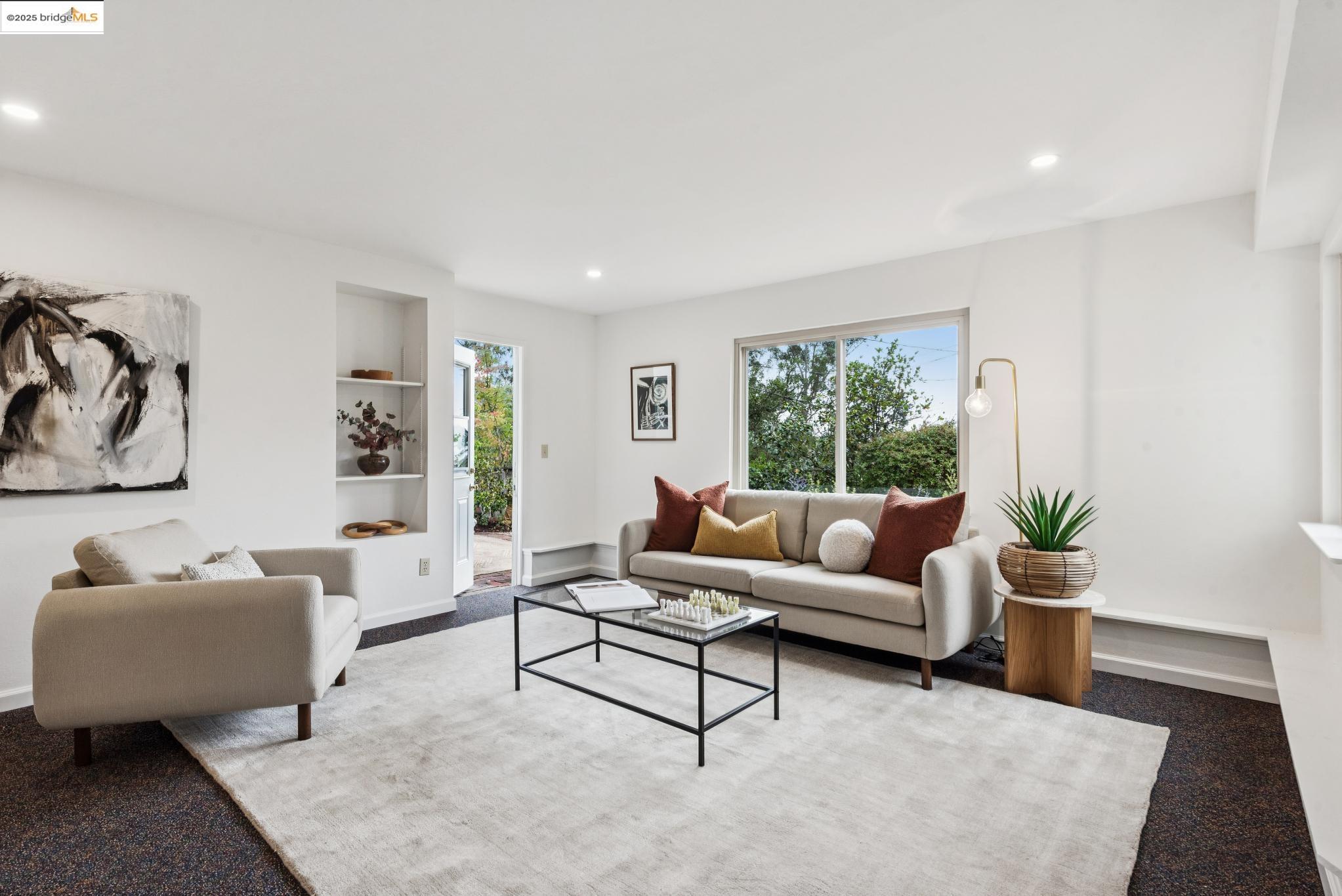 5690 CHELTON DRIVE, Oakland